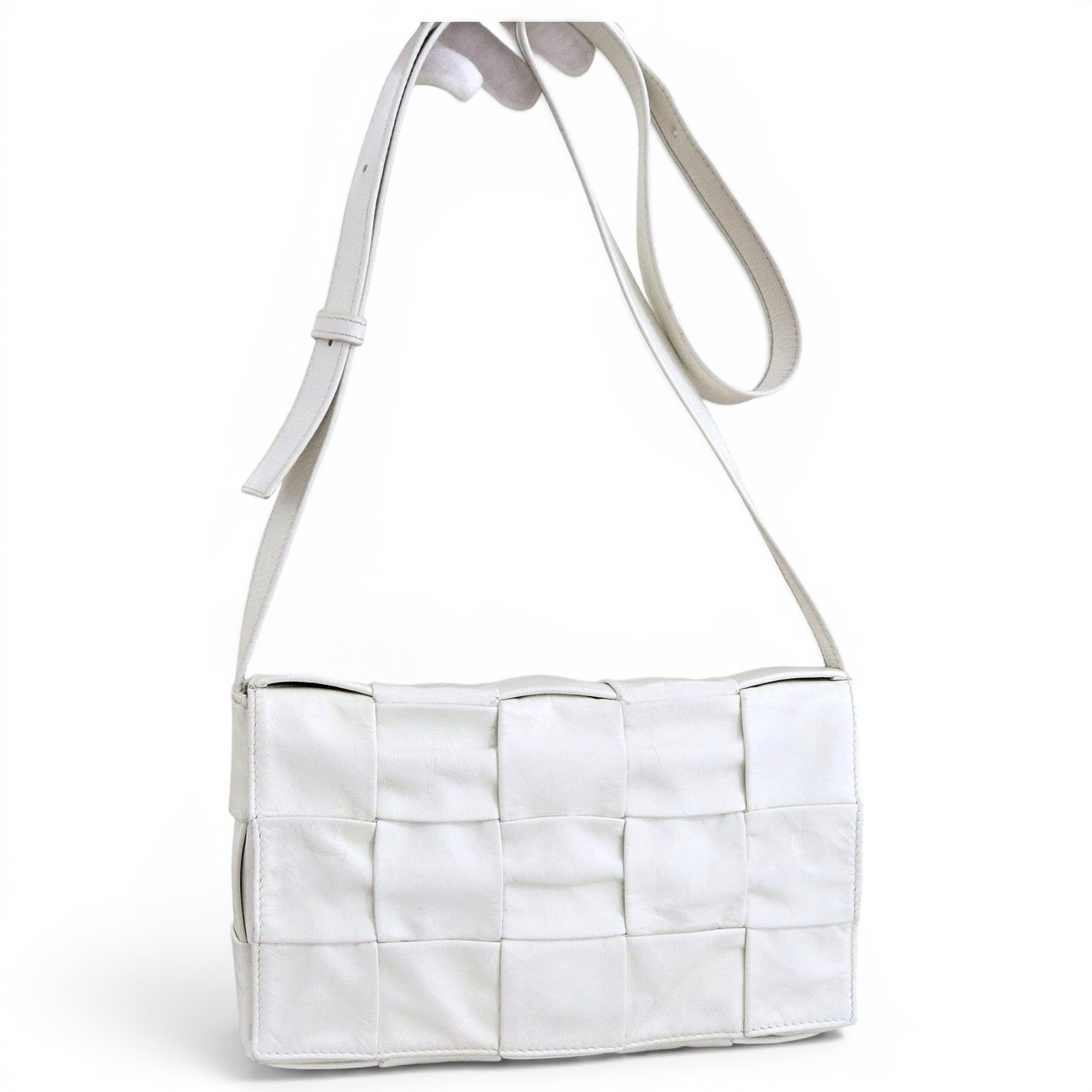 Cassette leather handbag