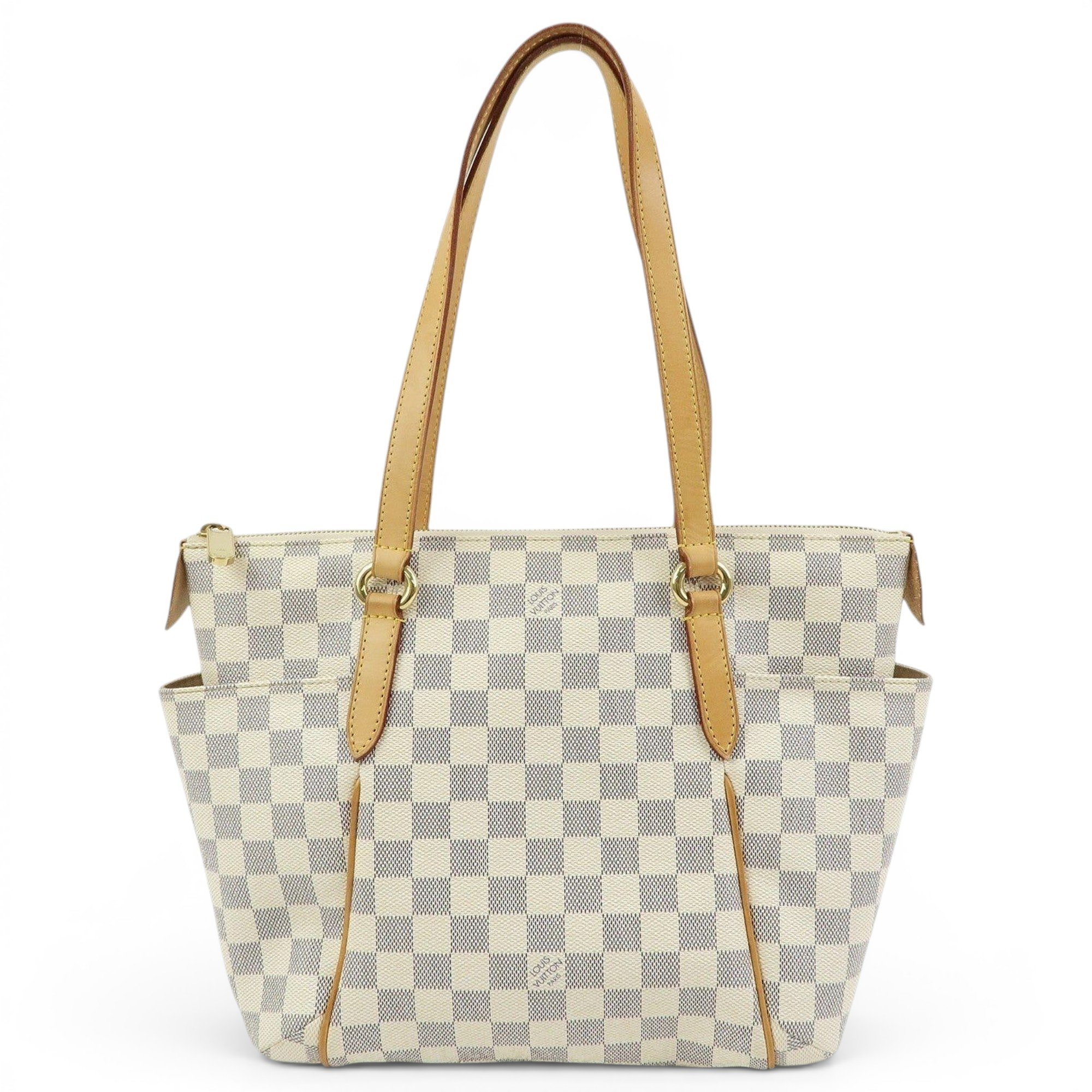 Totally leather handbag