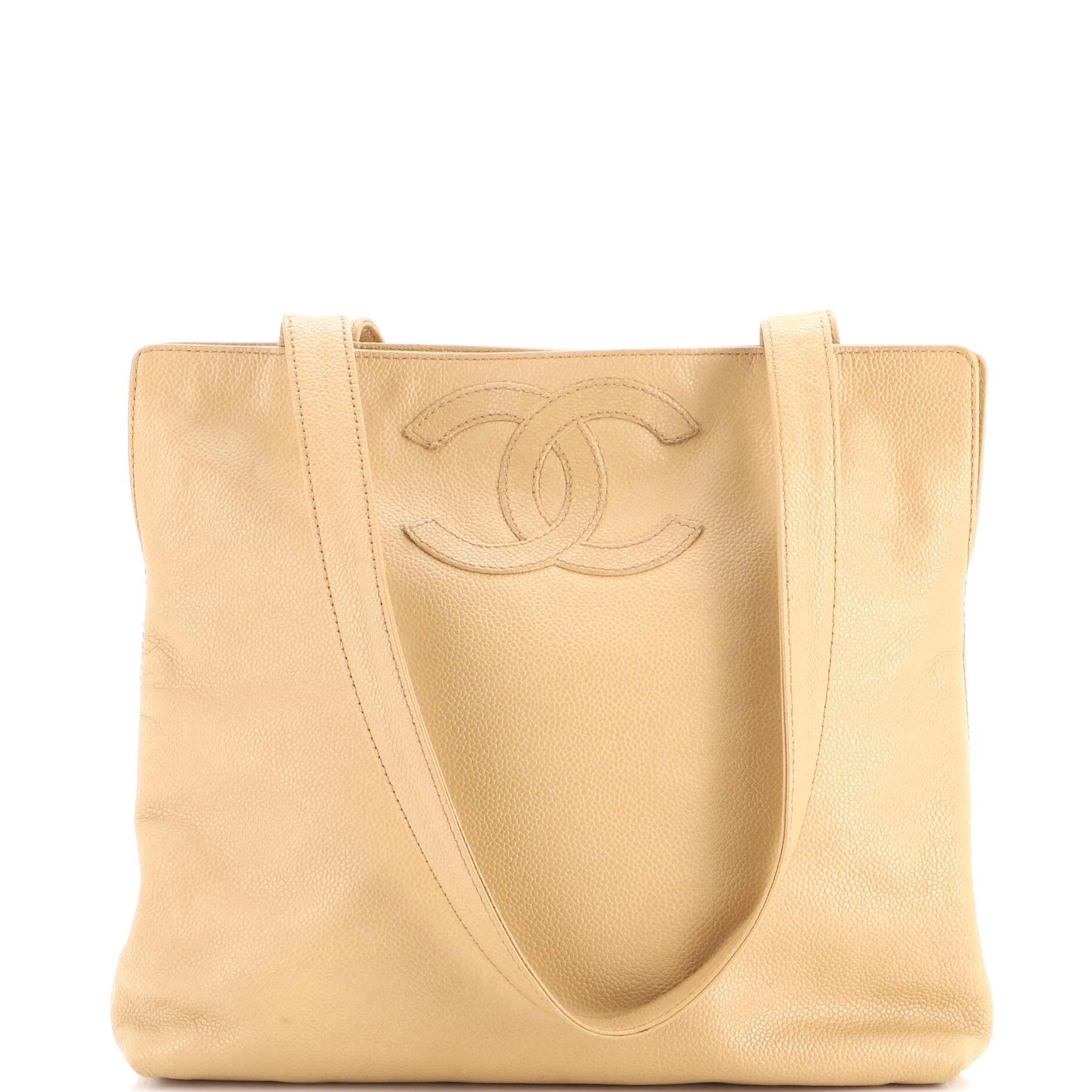 Vintage CC Chain leather handbag
