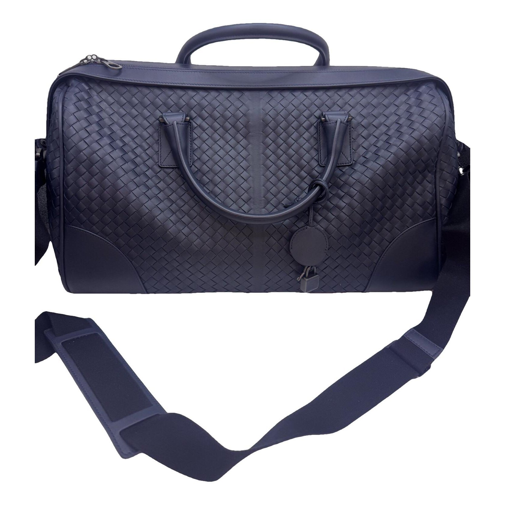 Leather travel bag