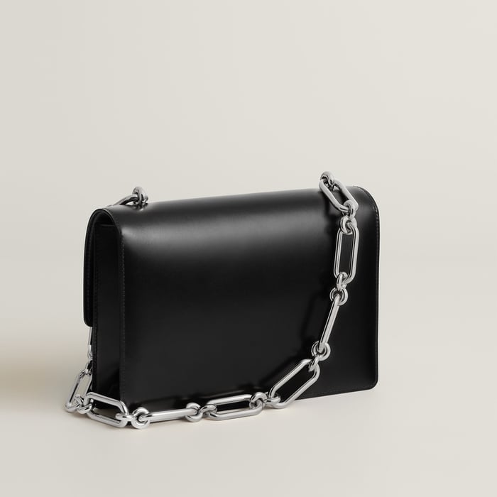 黒 バッグ 《フォンスベル》 チェーン