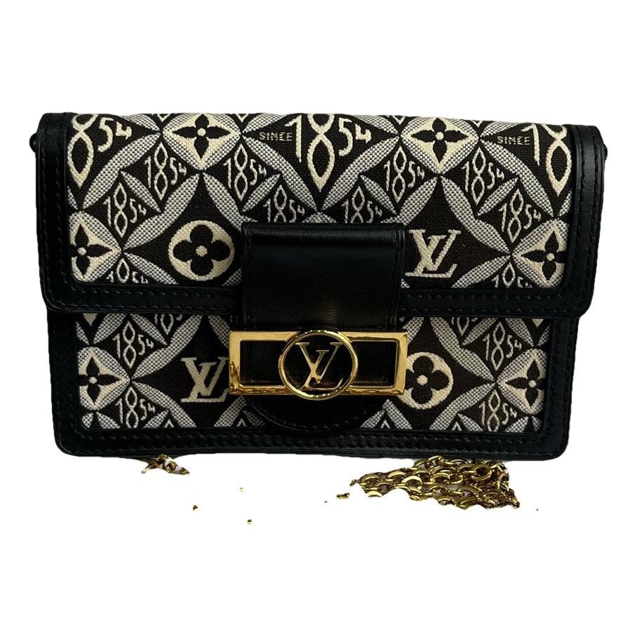 Dauphine Chain Wallet leather handbag