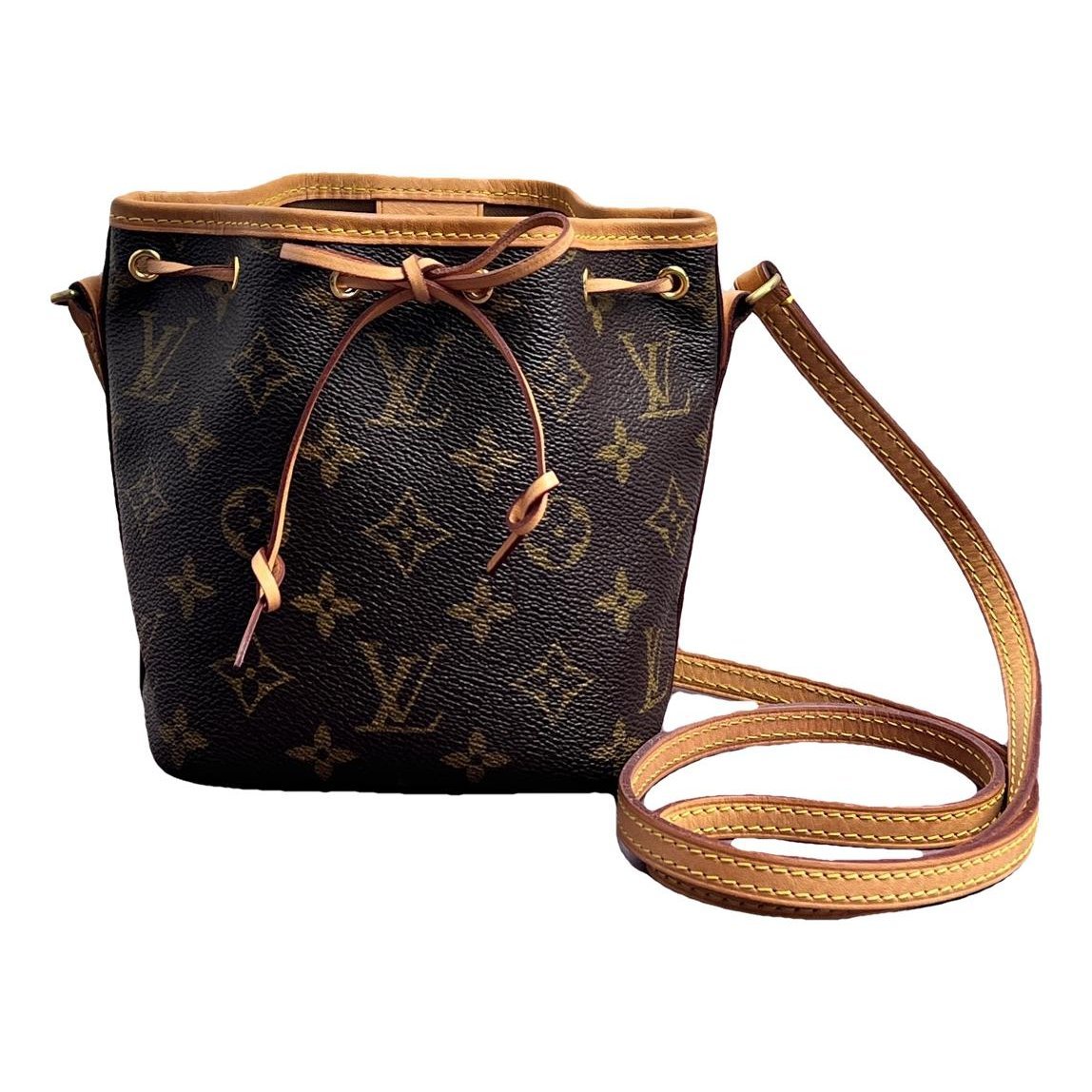 Nano Noé leather handbag