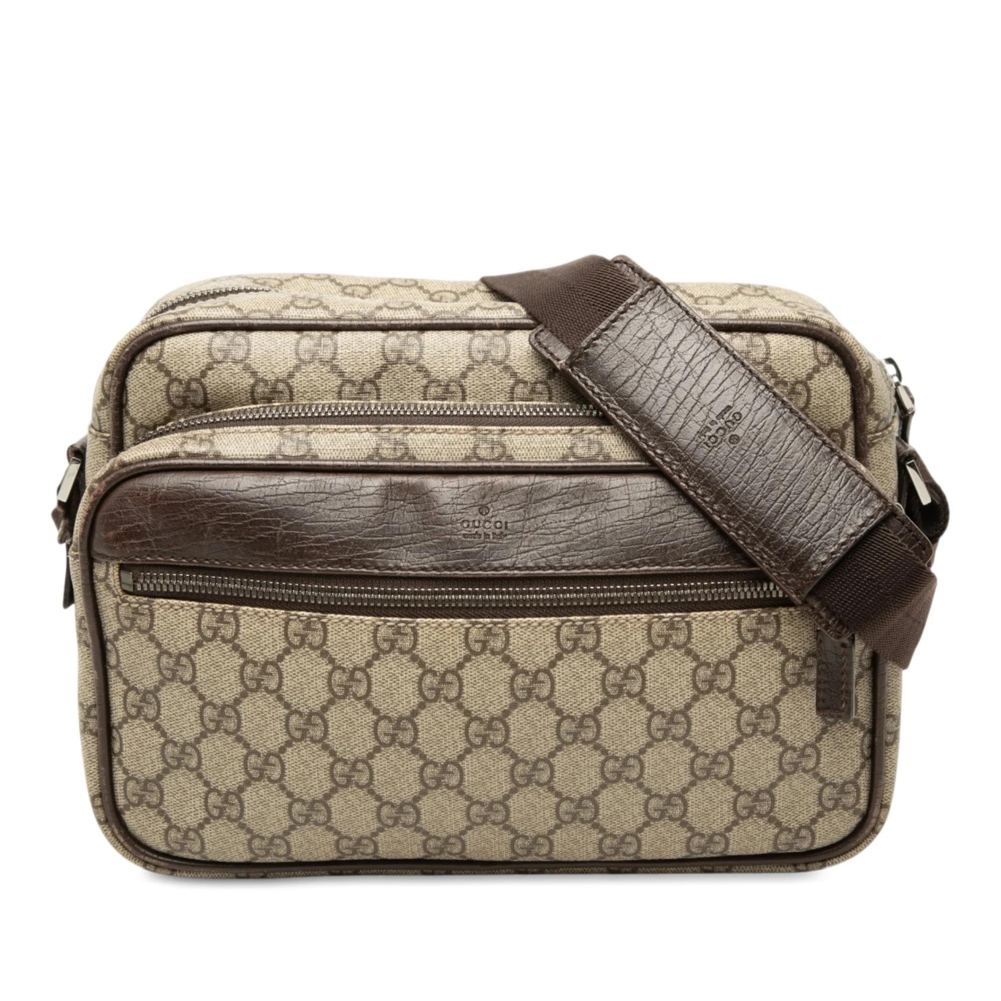 Gucci B leather handbag