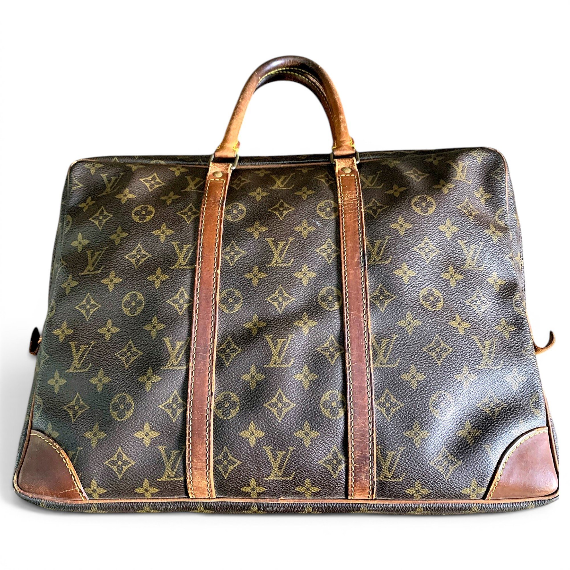 Patent leather travel bag