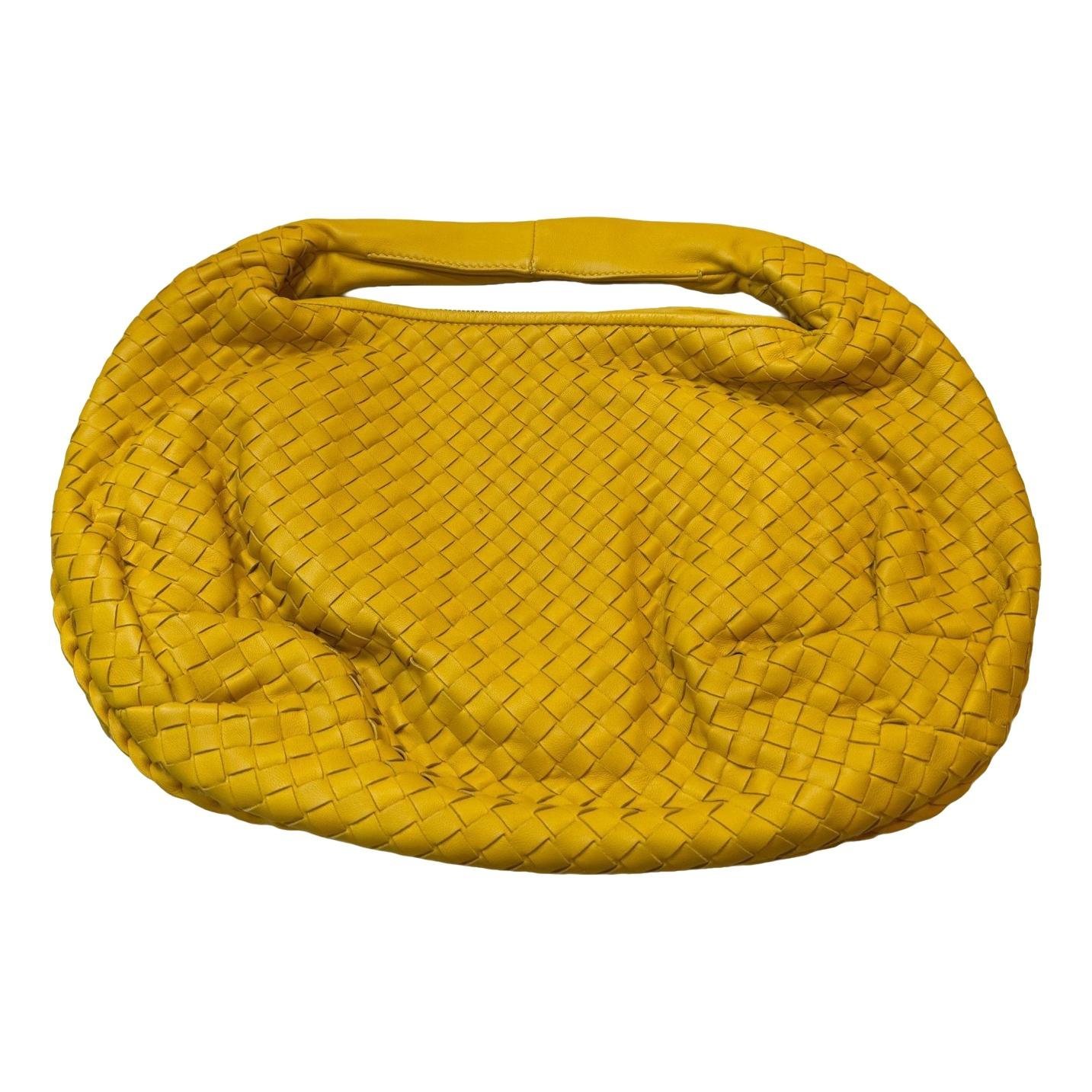 Veneta leather handbag