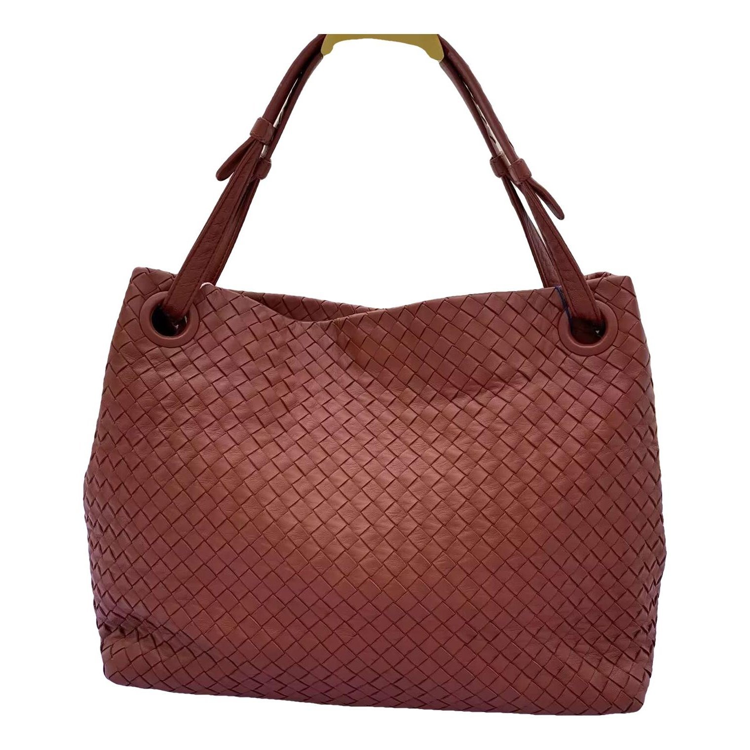 Veneta leather handbag