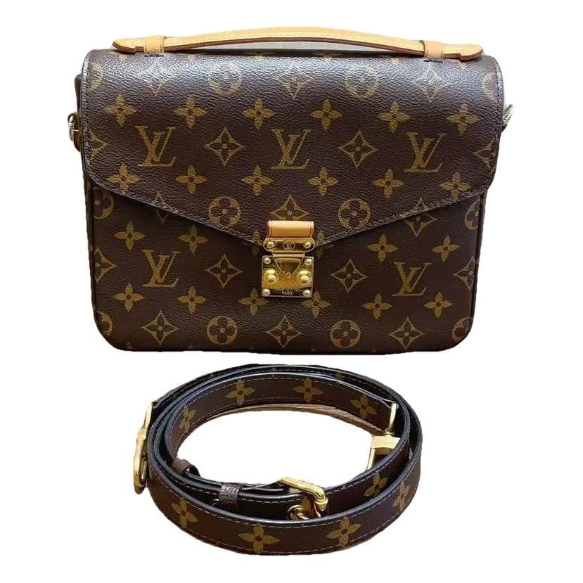 Metis leather handbag