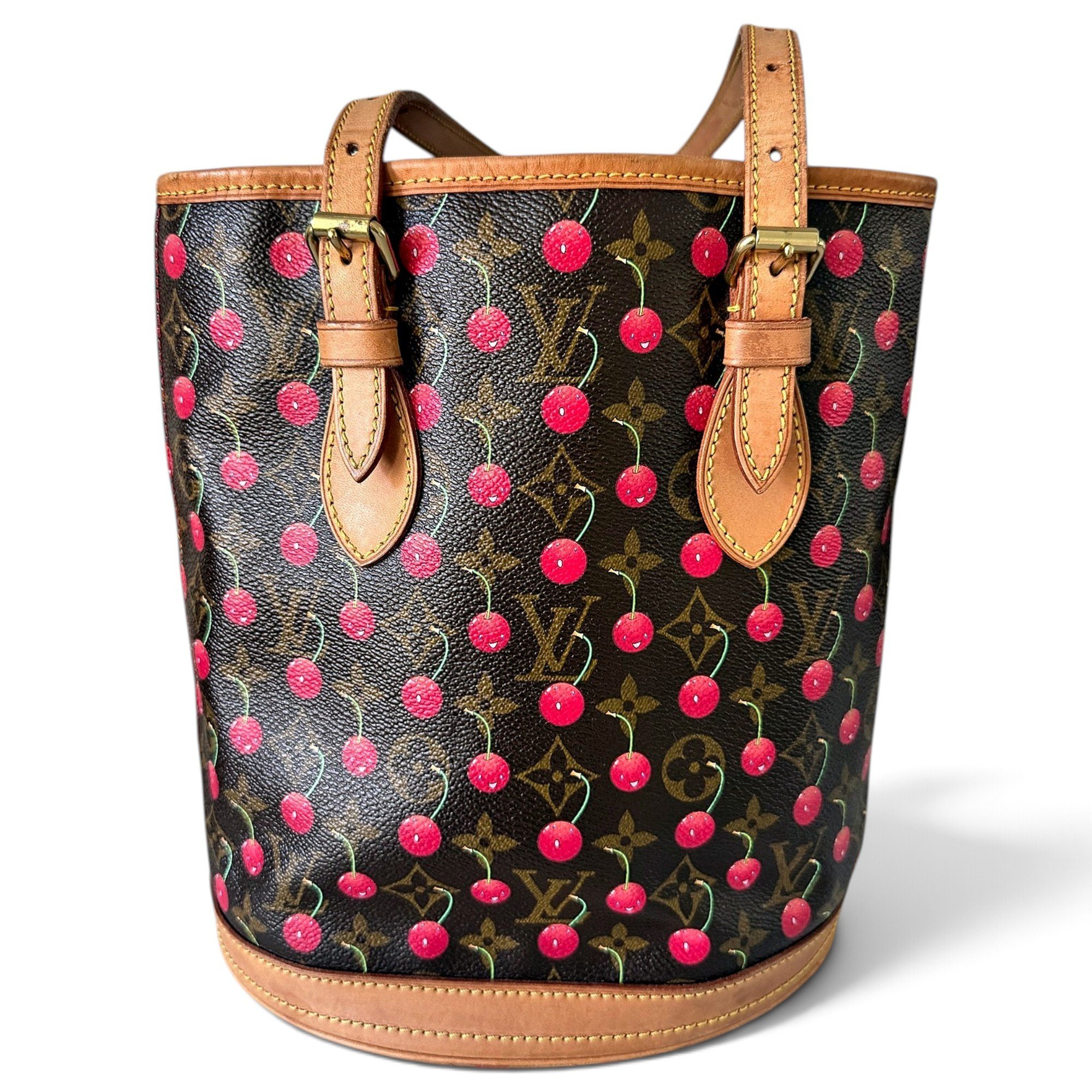 Bucket leather handbag