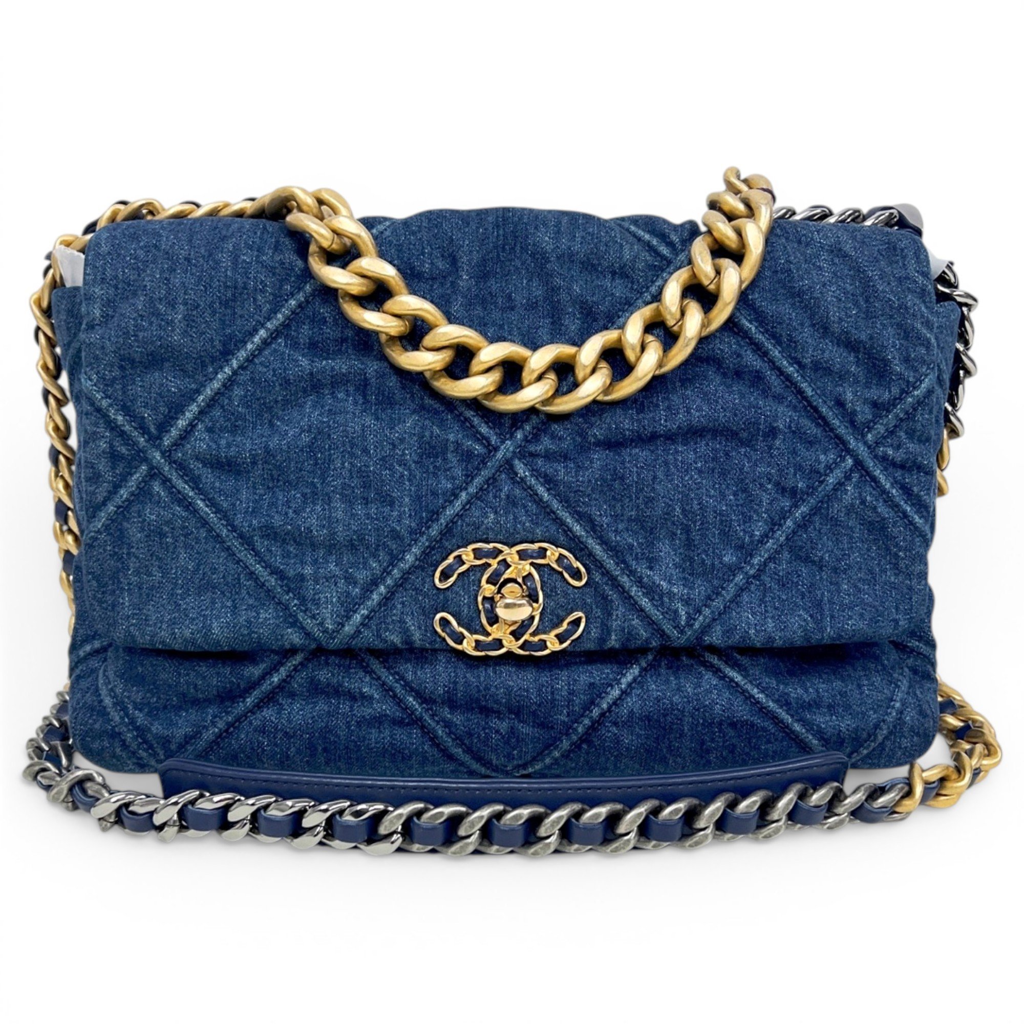 Chanel 19 handbag