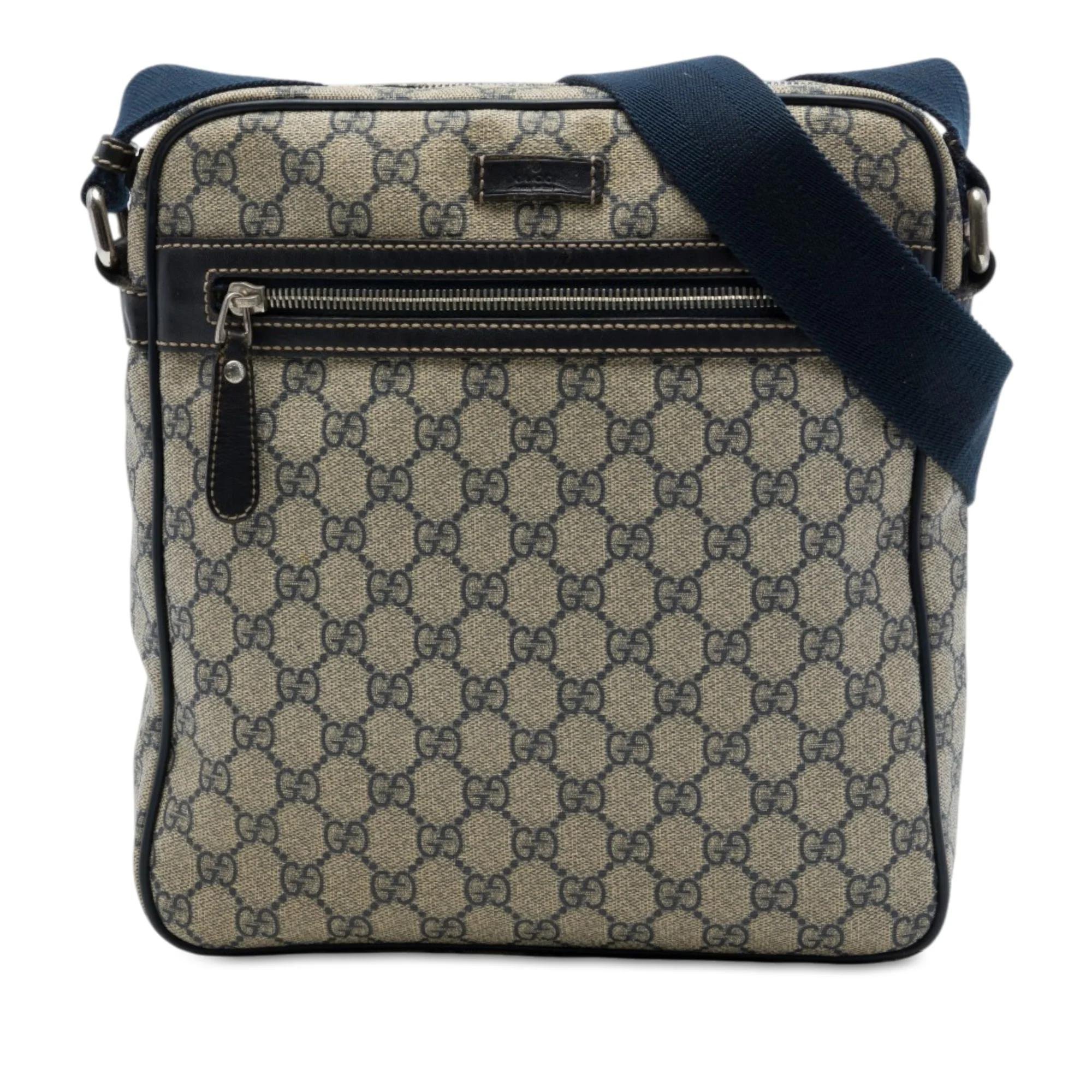 Gucci B leather handbag