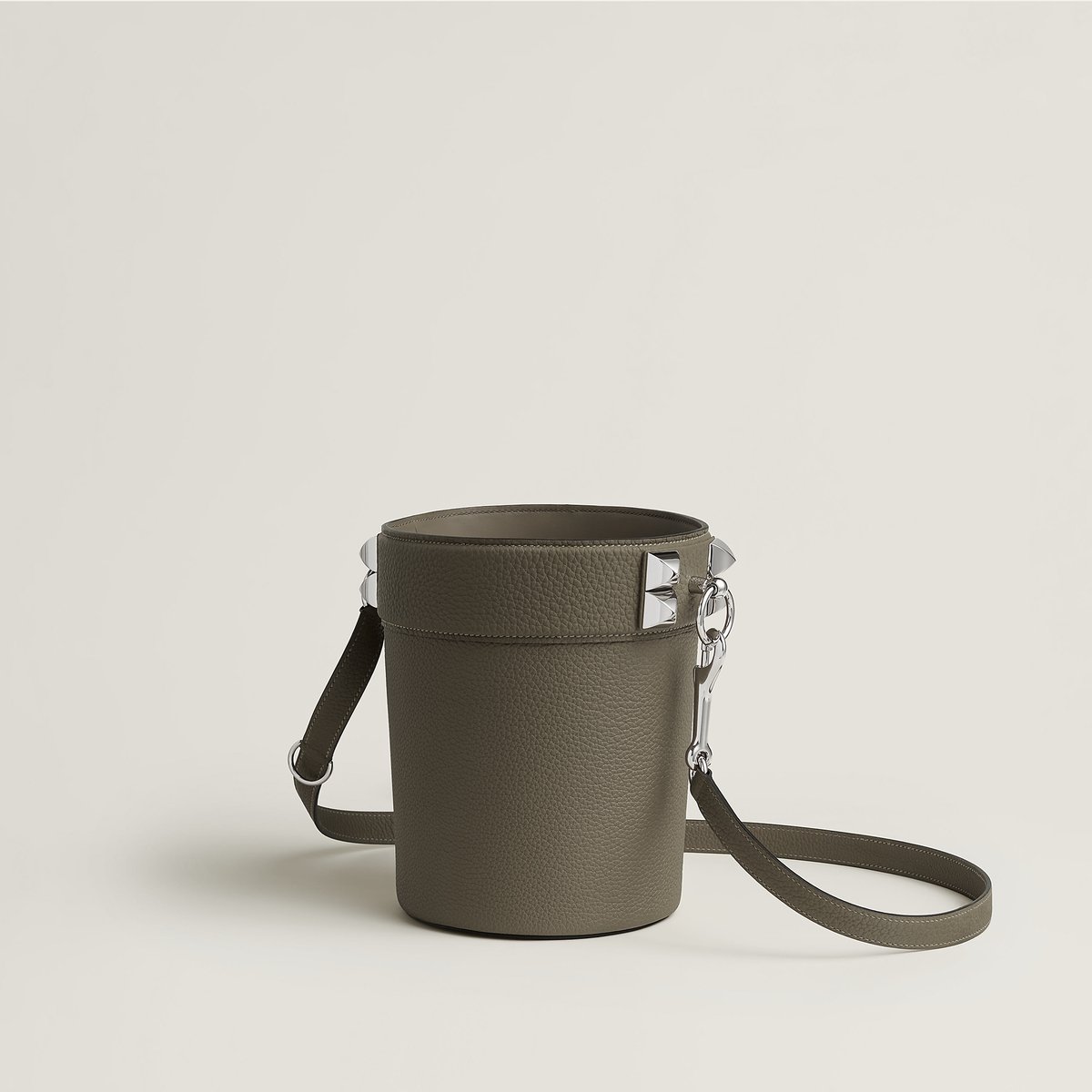 Hermès Medor in ヴェール・ロデン