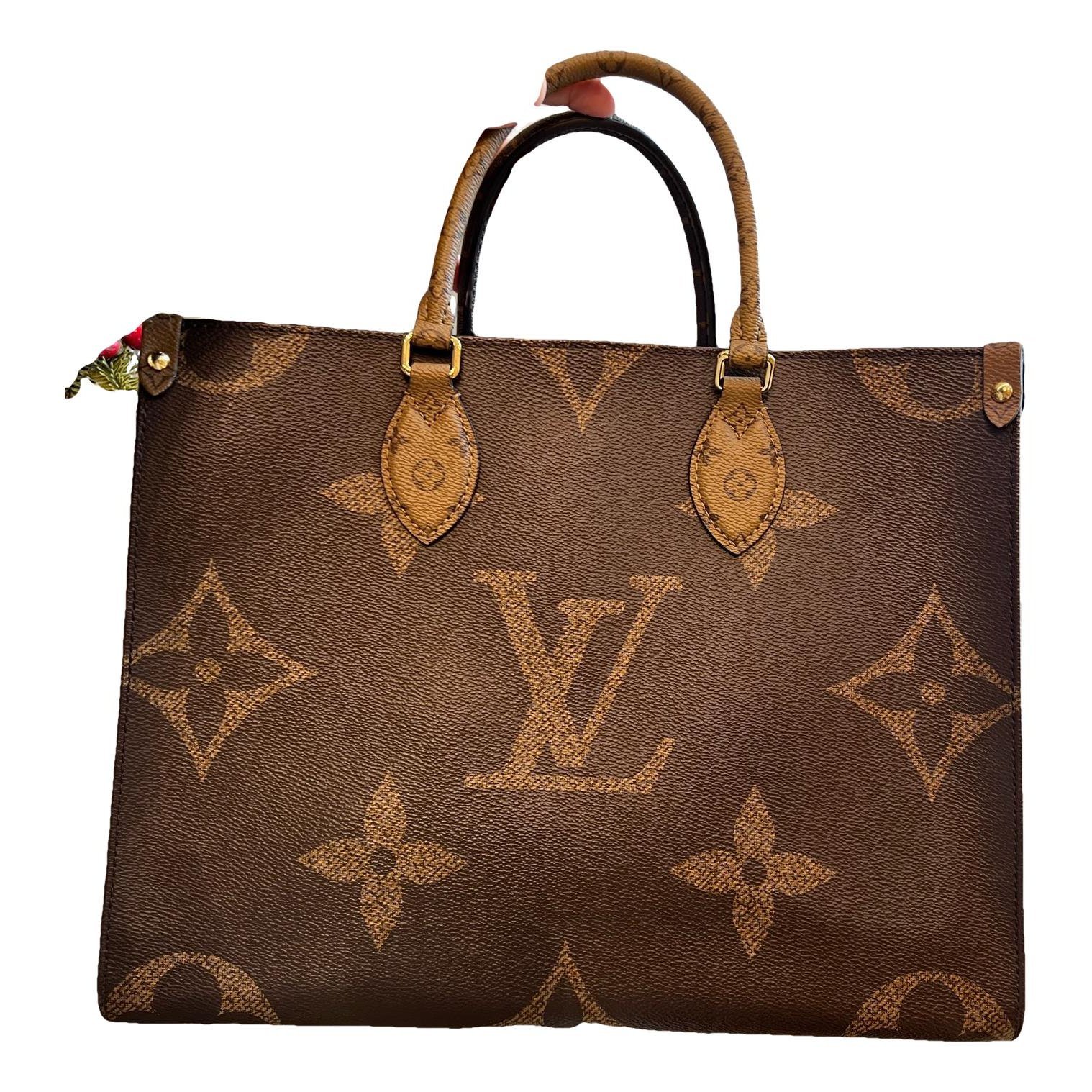 Onthego leather tote