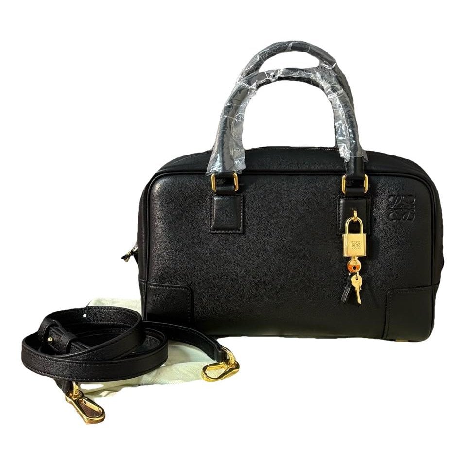 Amazona leather handbag