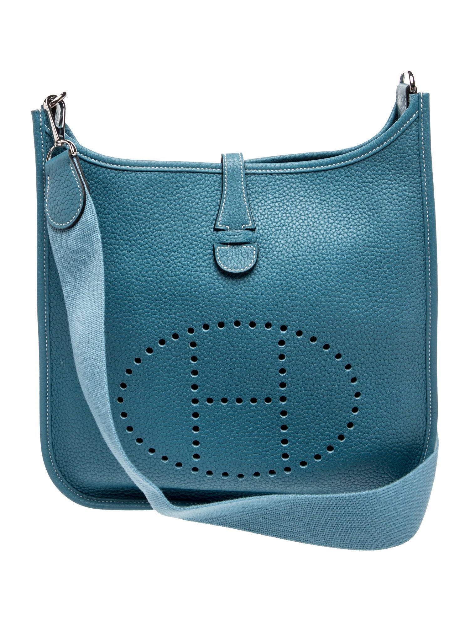 Clemence Evelyne III 29