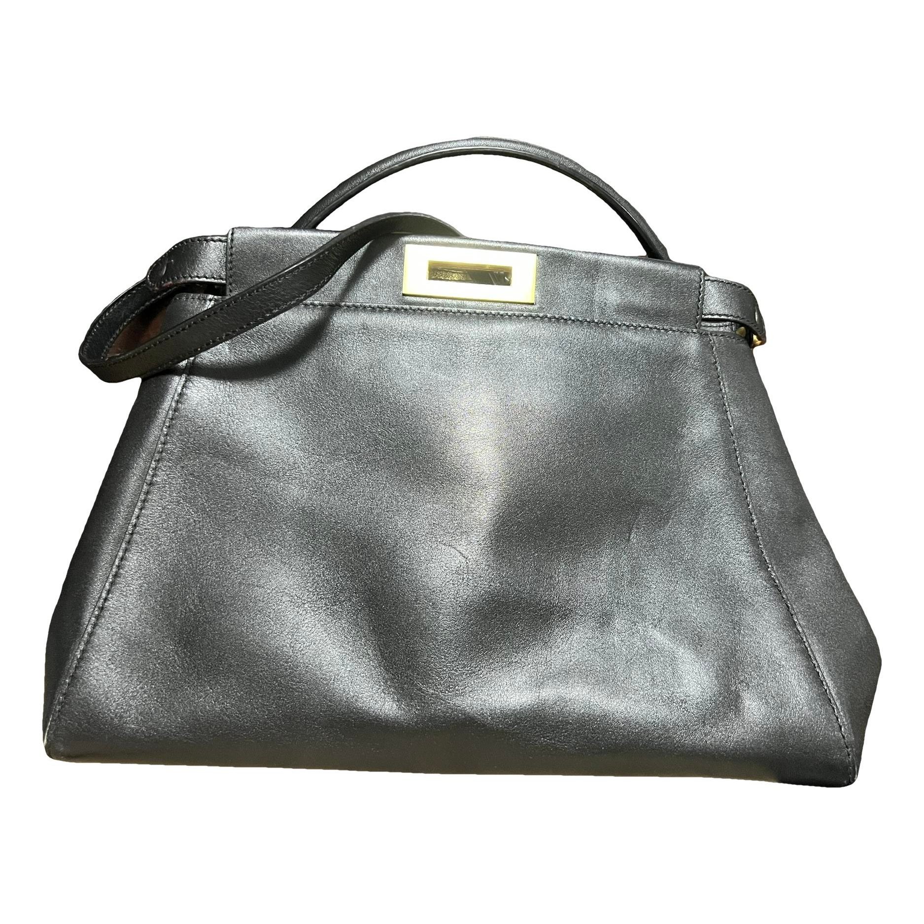Peekaboo Essentially leather handbag