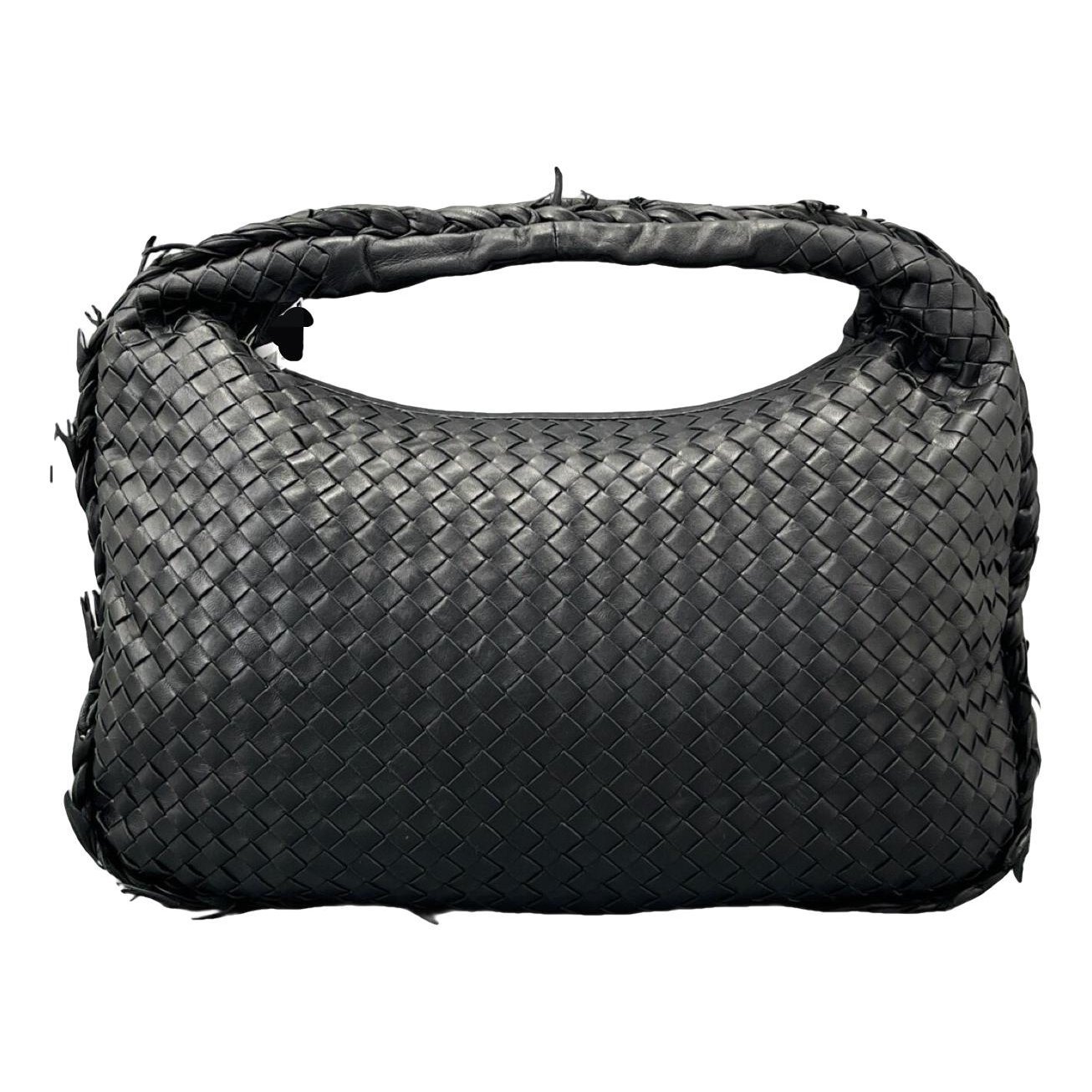 Veneta leather handbag