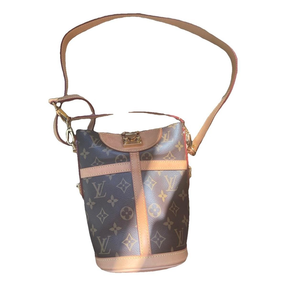 Duffle leather handbag