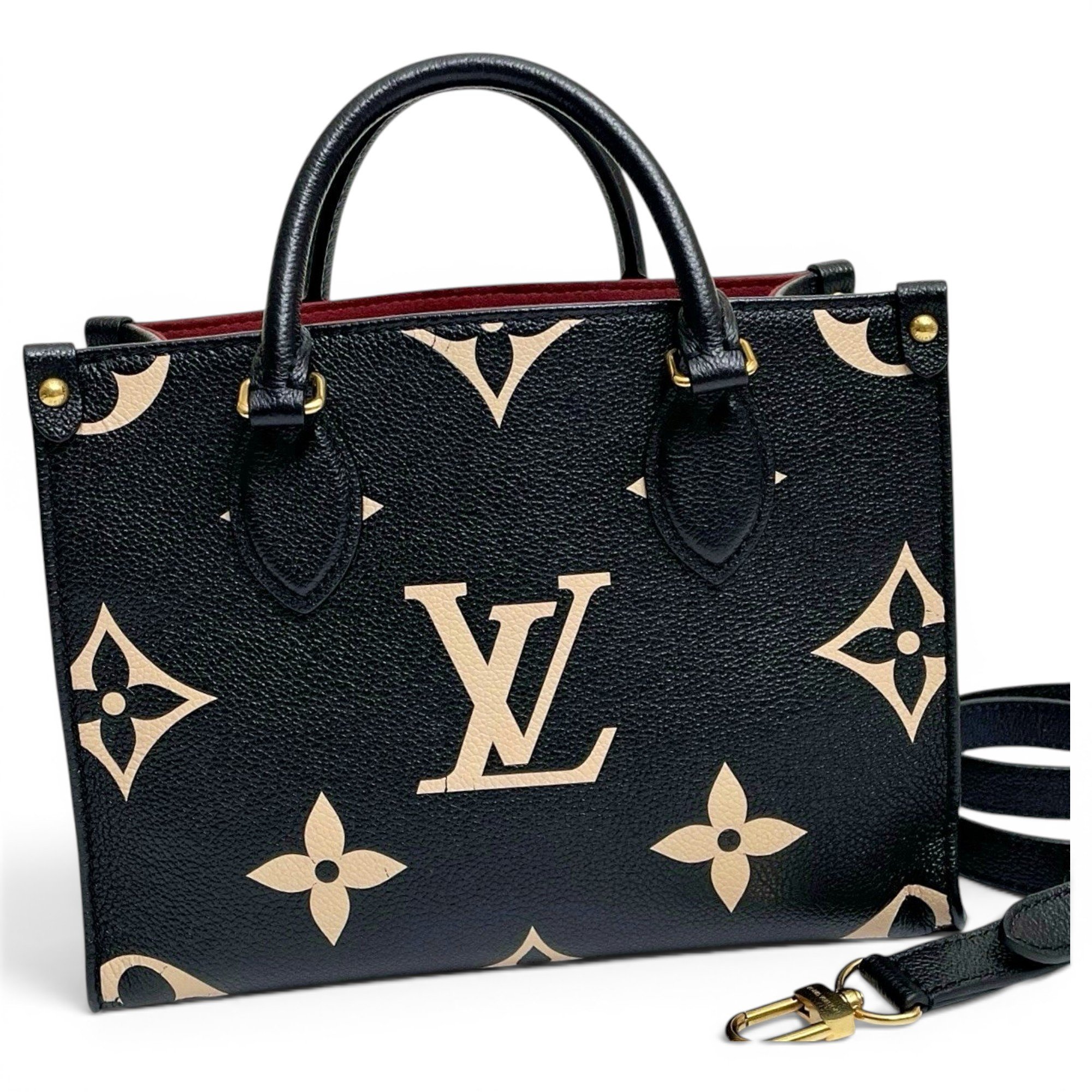 Onthego leather tote