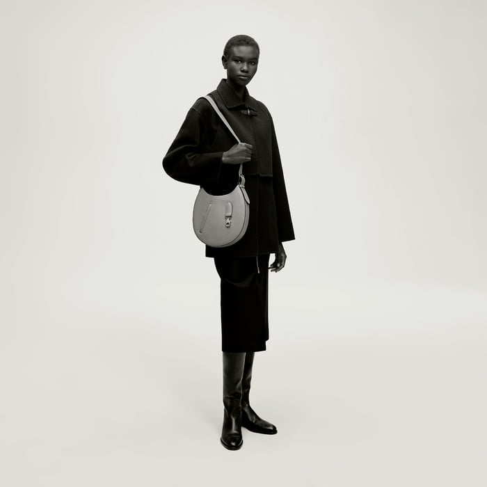 Noir Arcon Slim Bag