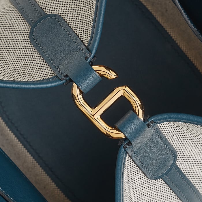 Hermès In-the-loop 18 백