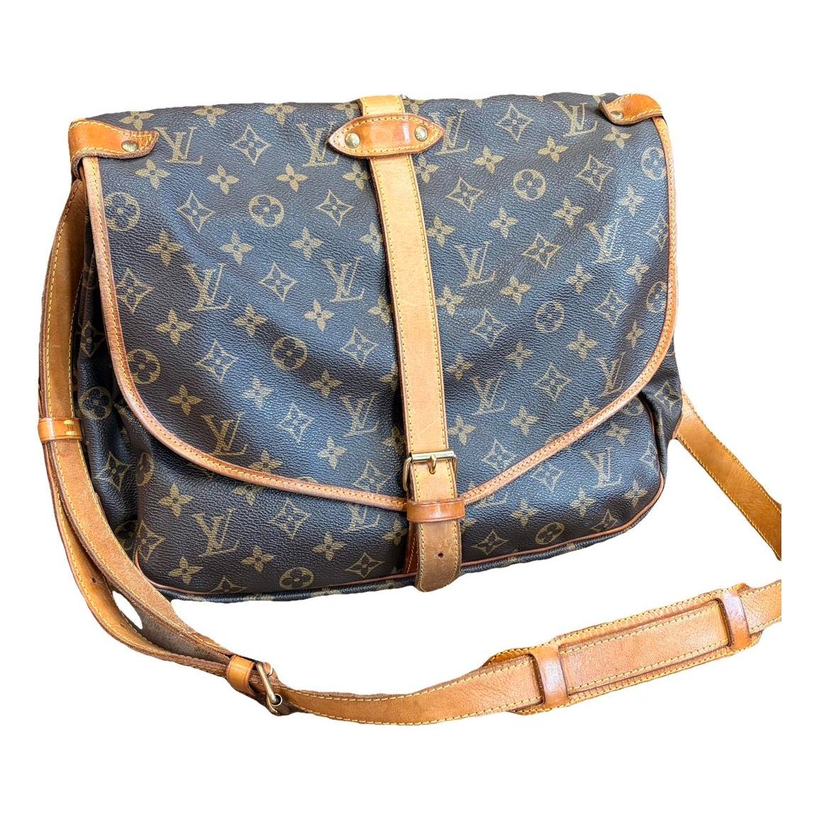 Saumur leather travel bag