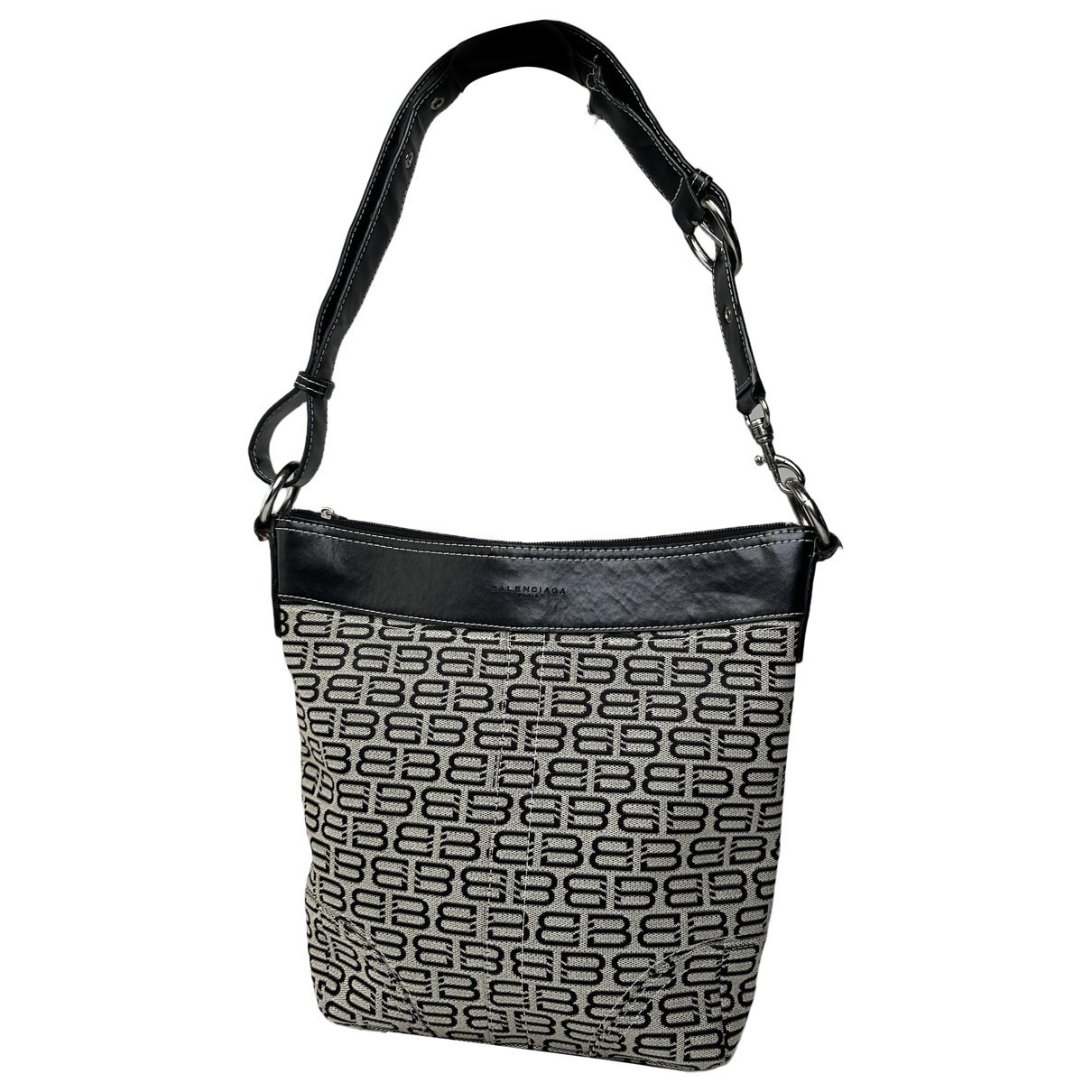 City leather handbag