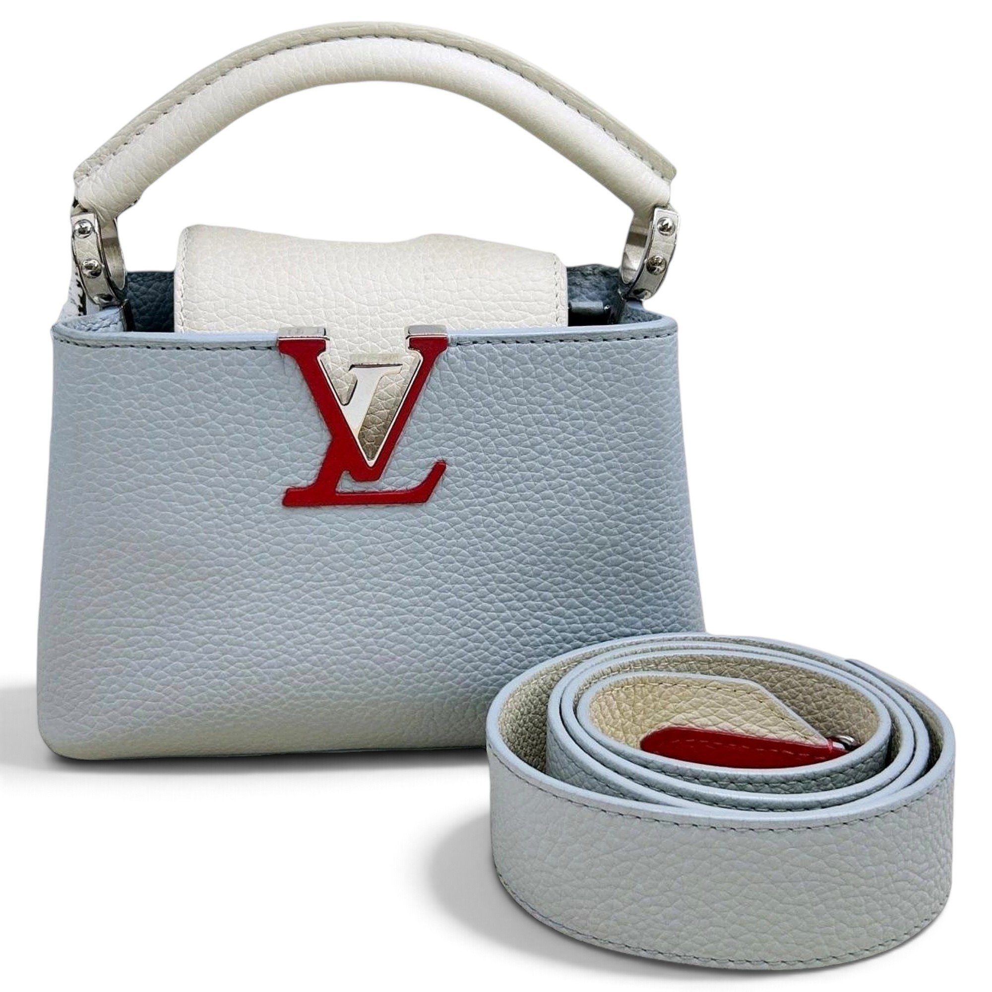 Capucines leather handbag