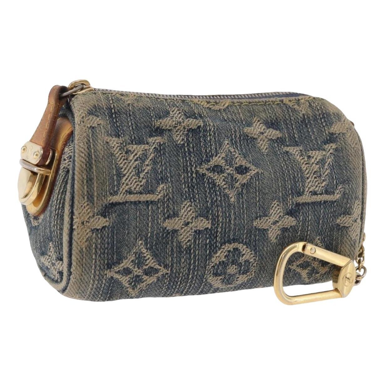 Clutch bag