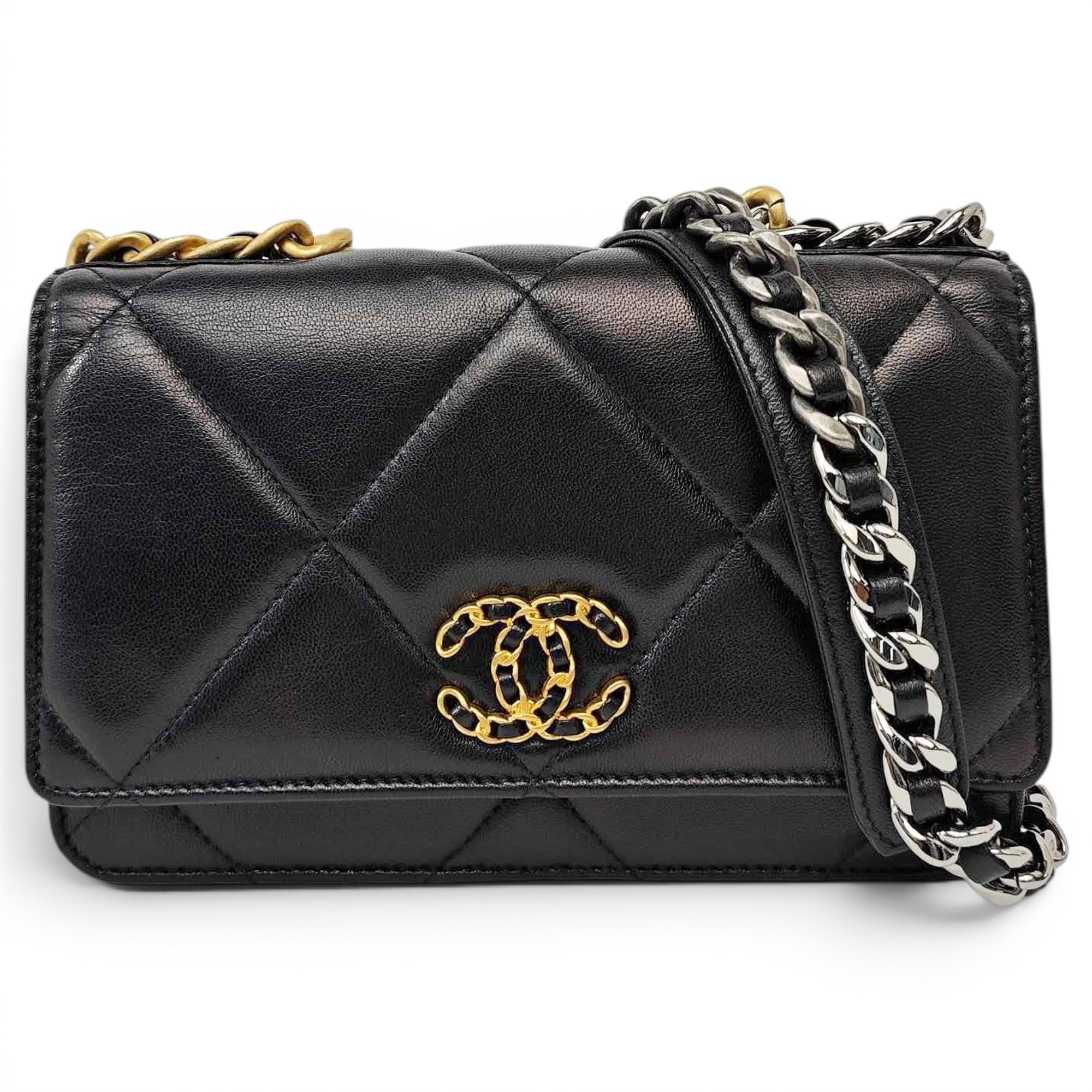 Wallet On Chain Chanel 19 leather handbag