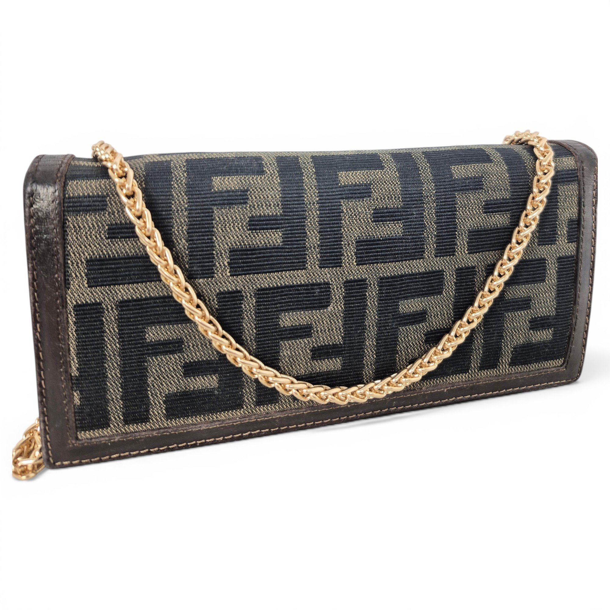 Baguette cloth crossbody bag