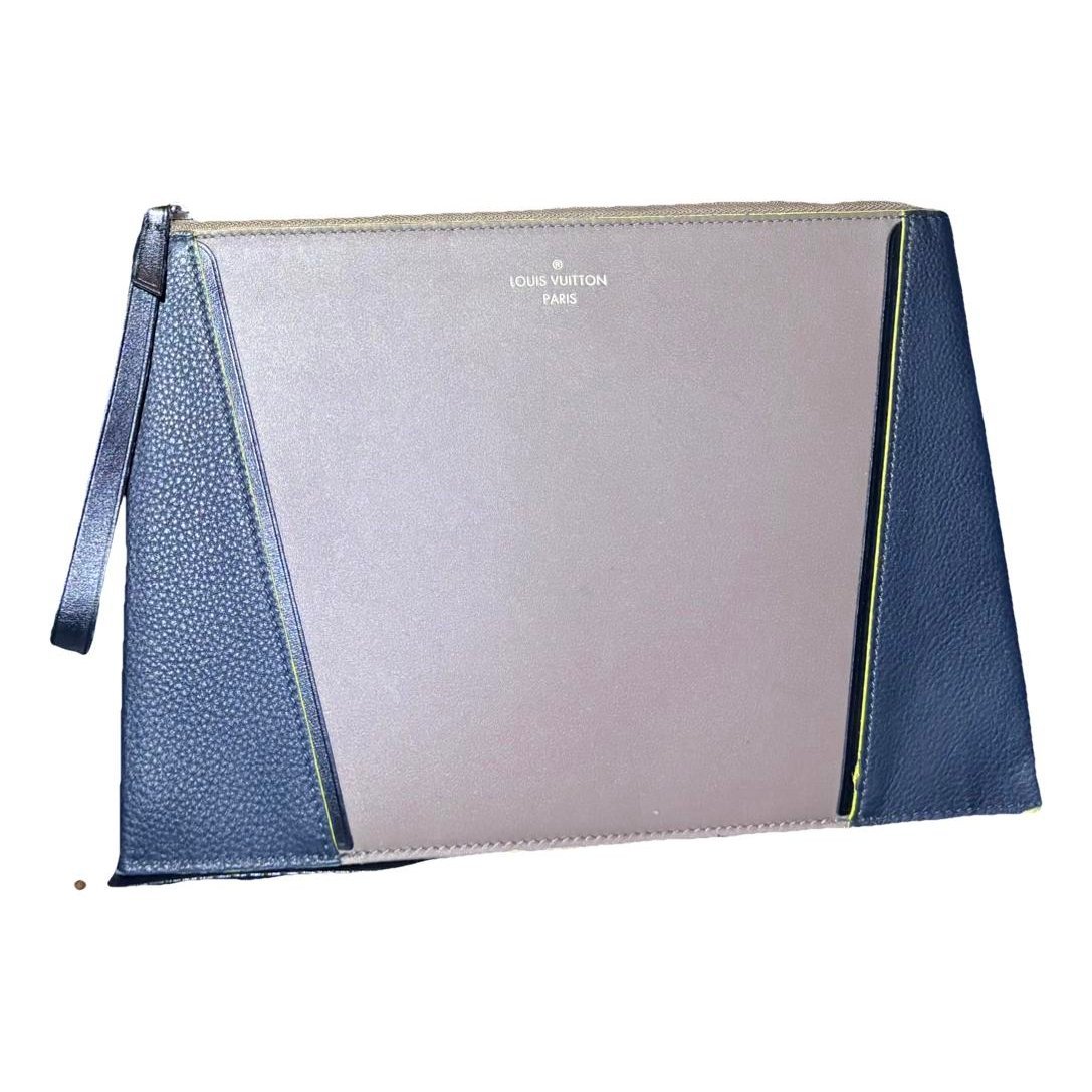 Leather clutch bag