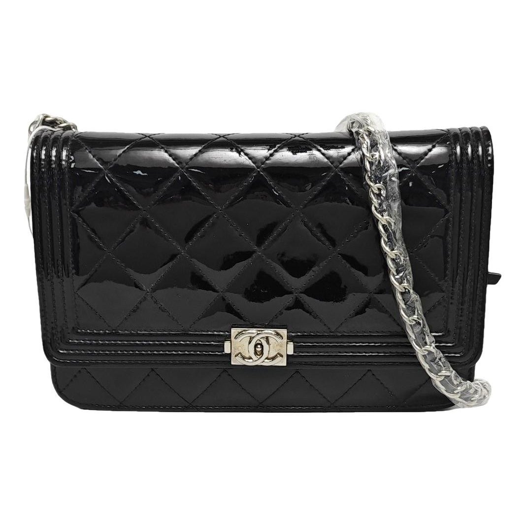 Patent leather handbag