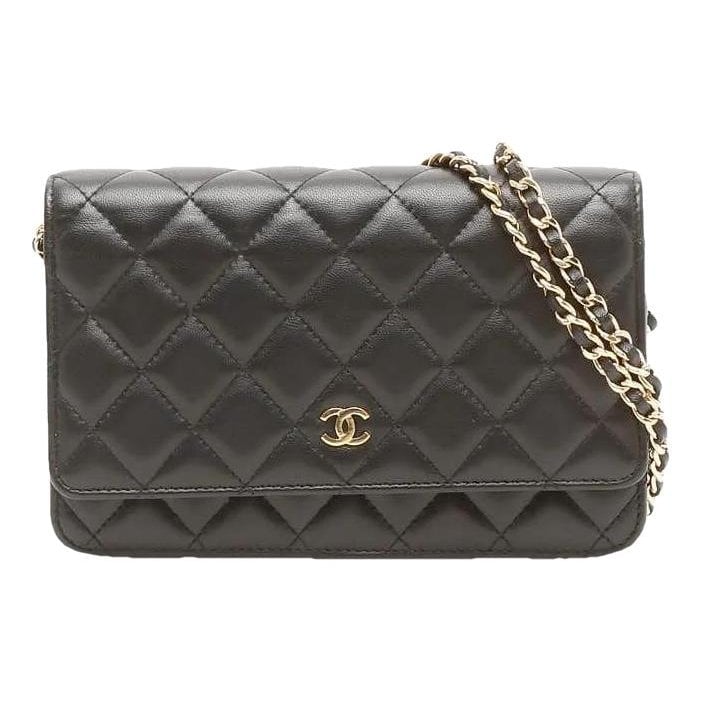 Wallet On Chain leather crossbody bag