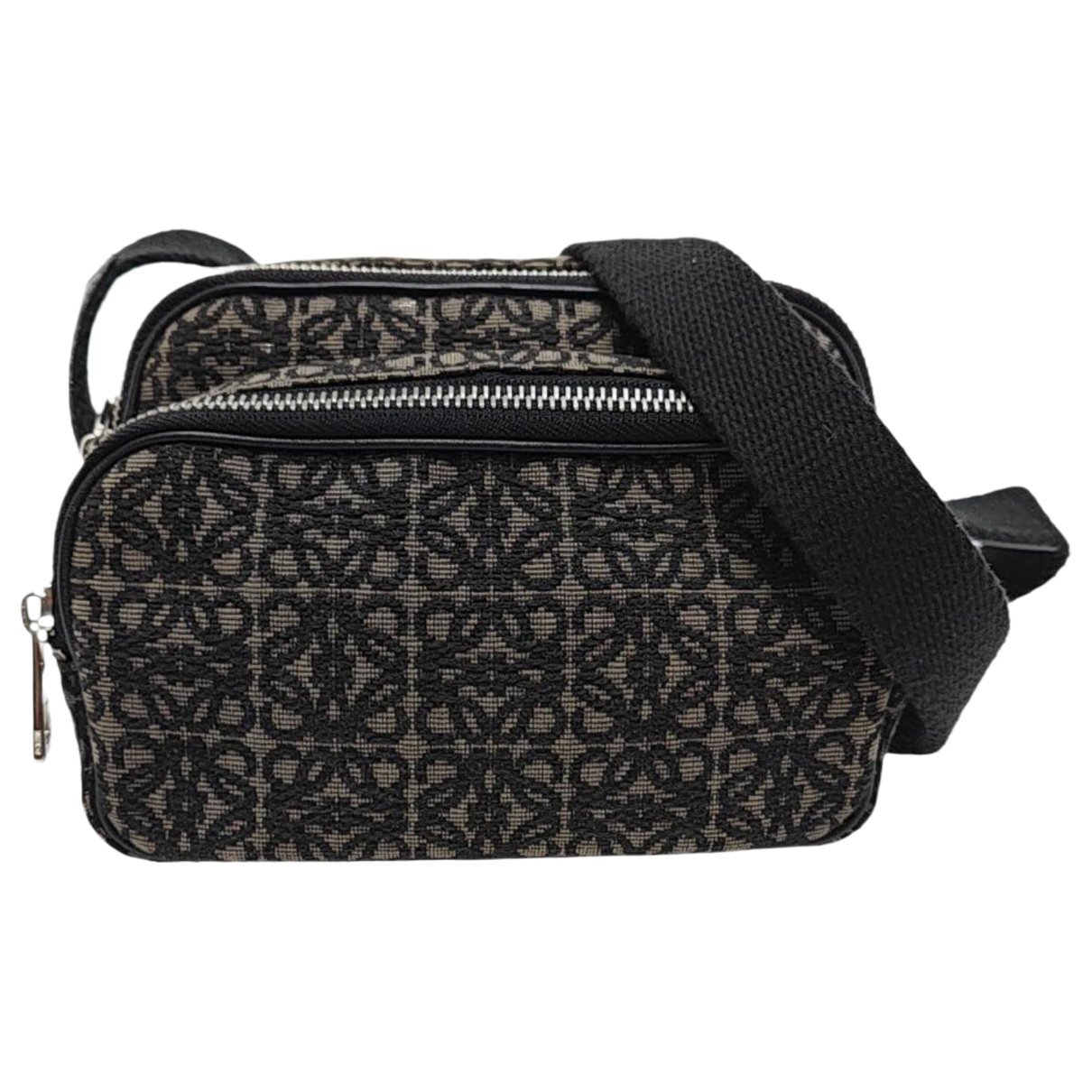 Cloth crossbody bag