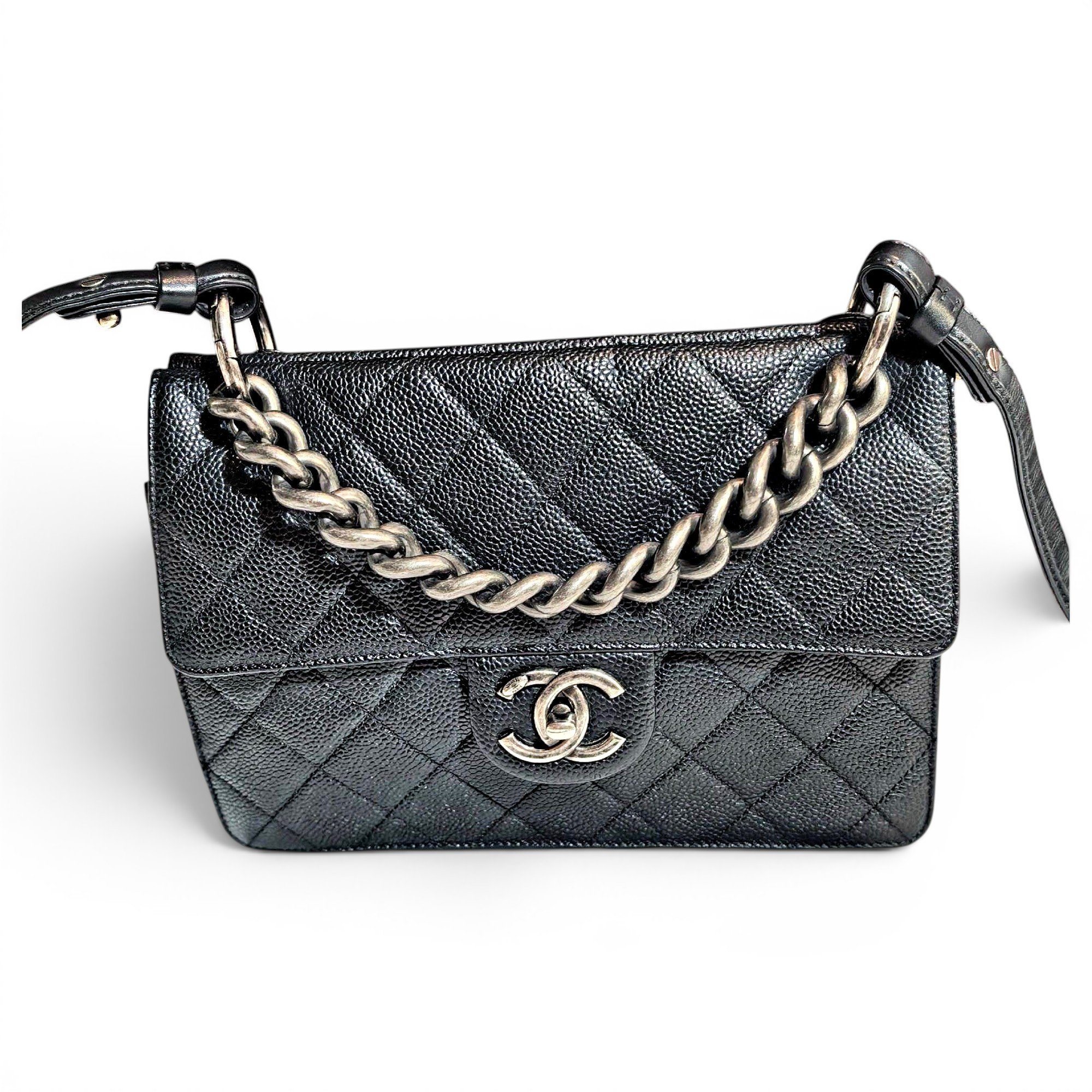 Trendy CC leather handbag