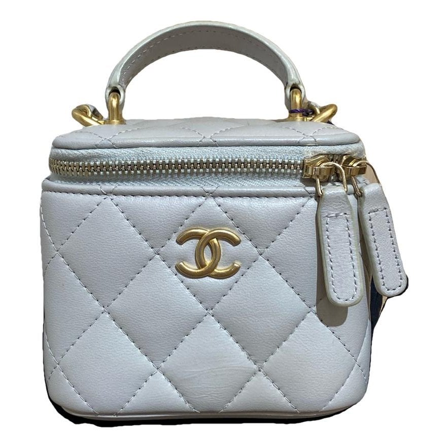 Trendy CC Vanity leather handbag