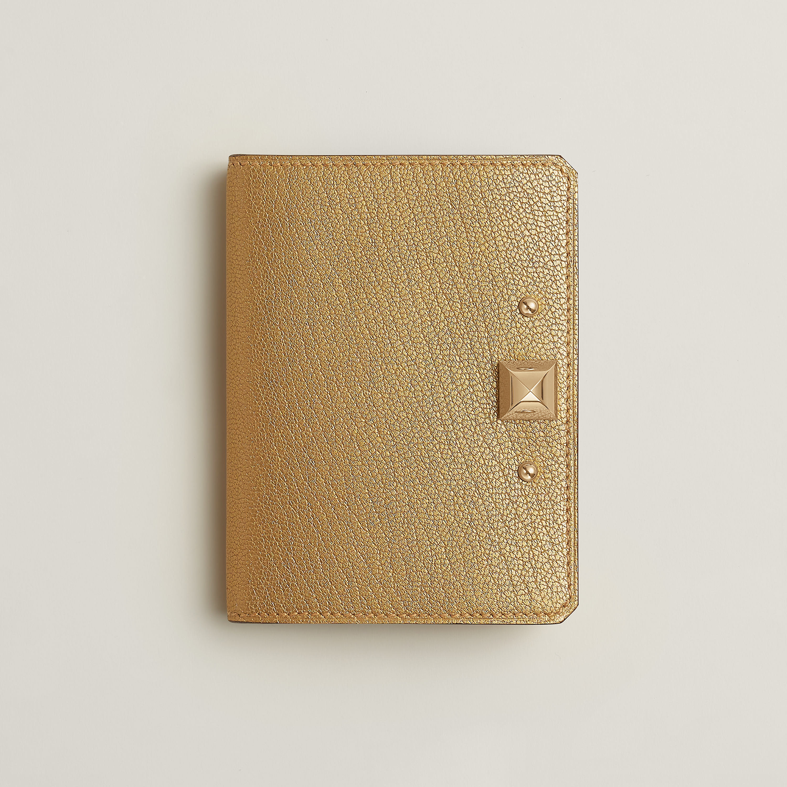 Medor card holder