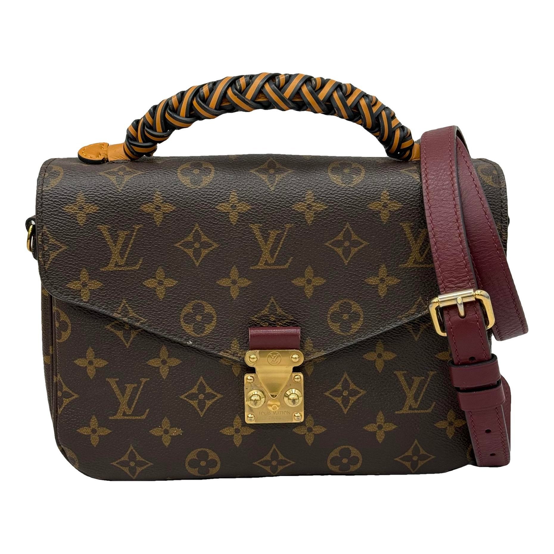 Metis leather handbag