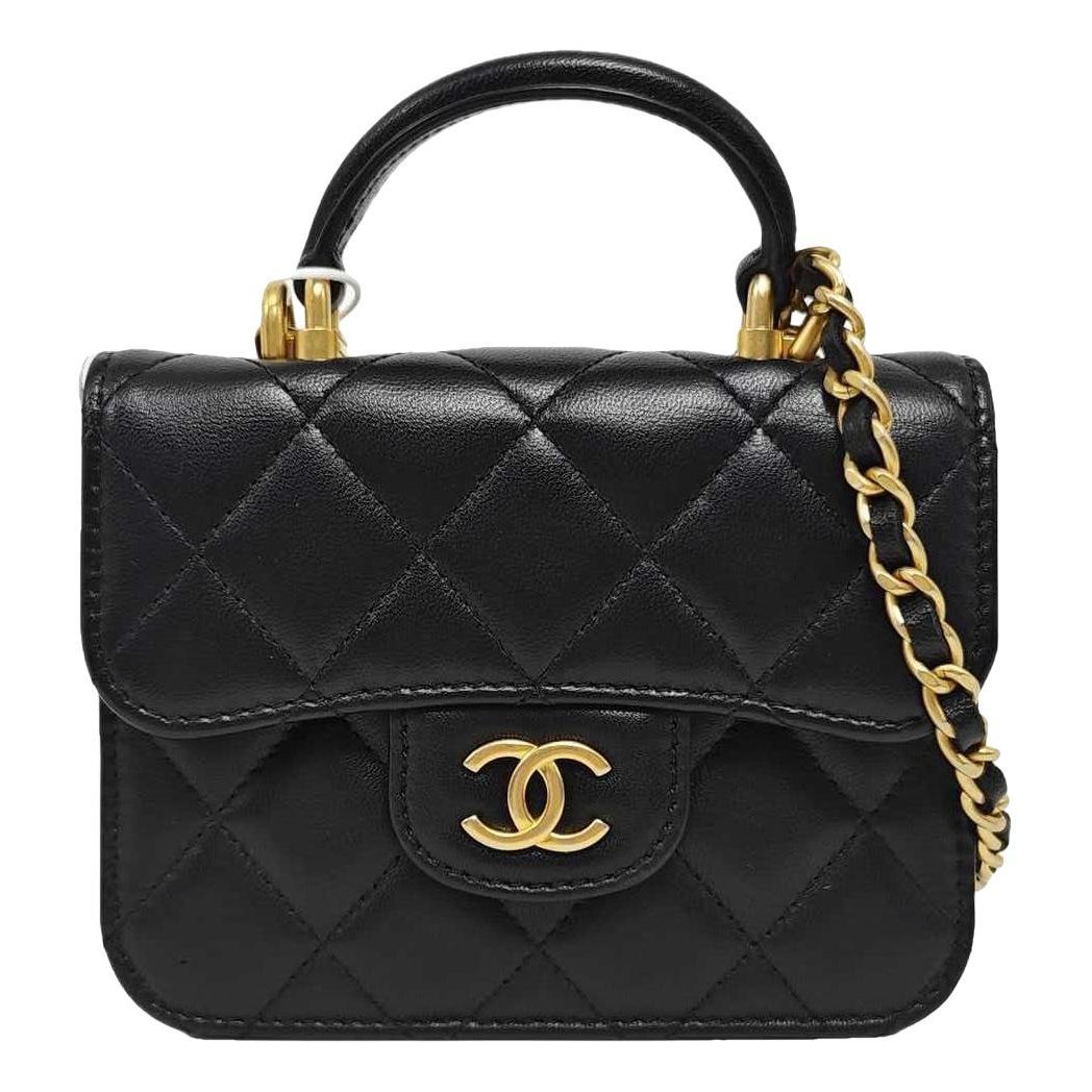Timeless Classique Top Handle leather handbag