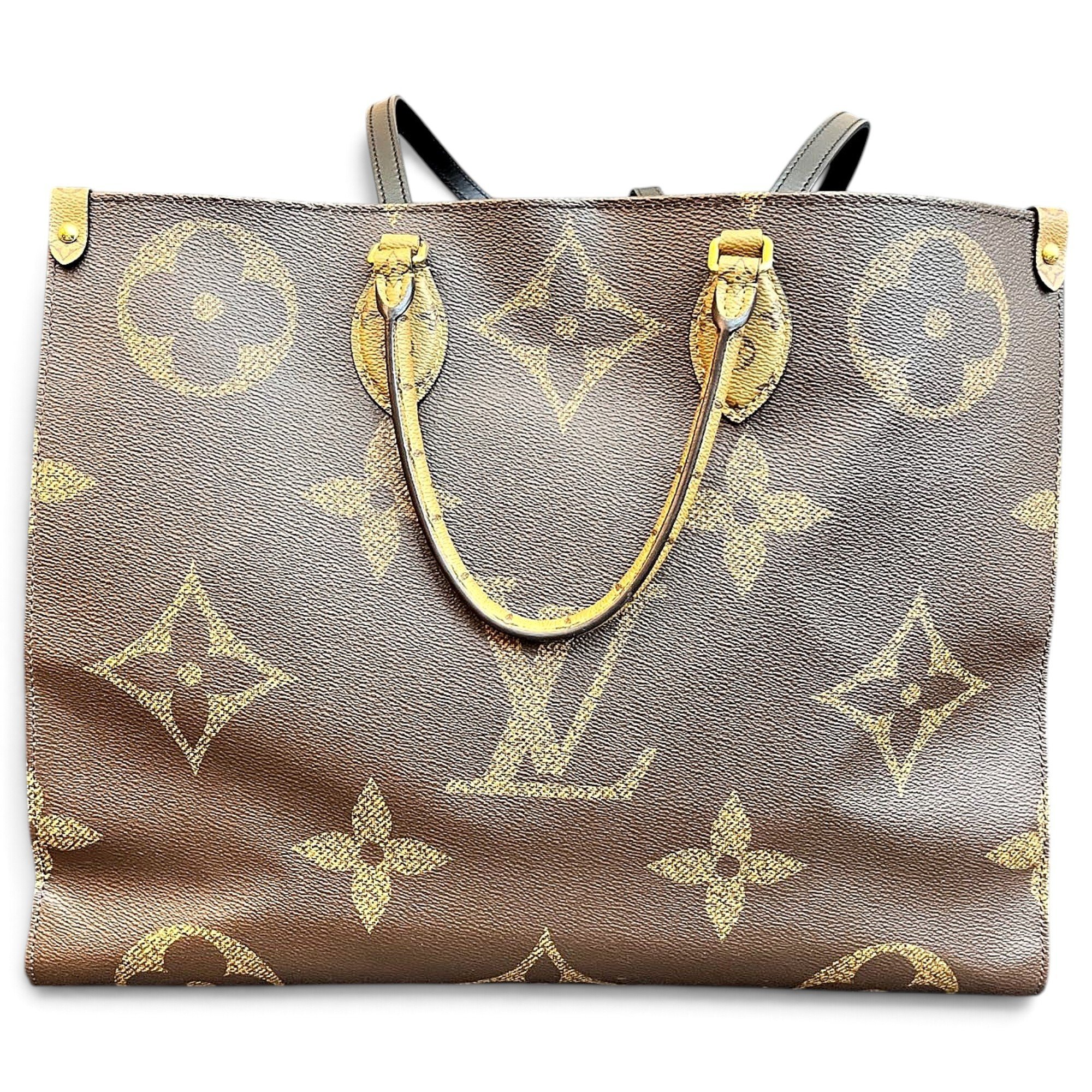 Onthego leather handbag