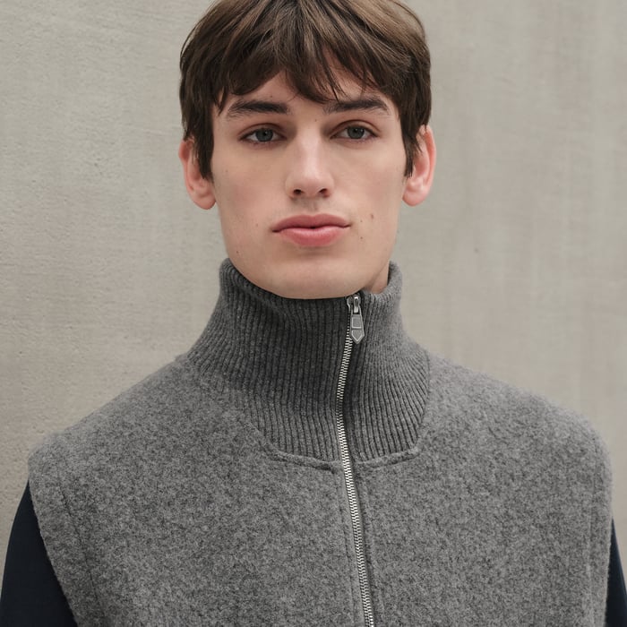 Gris Vest With Leather Details