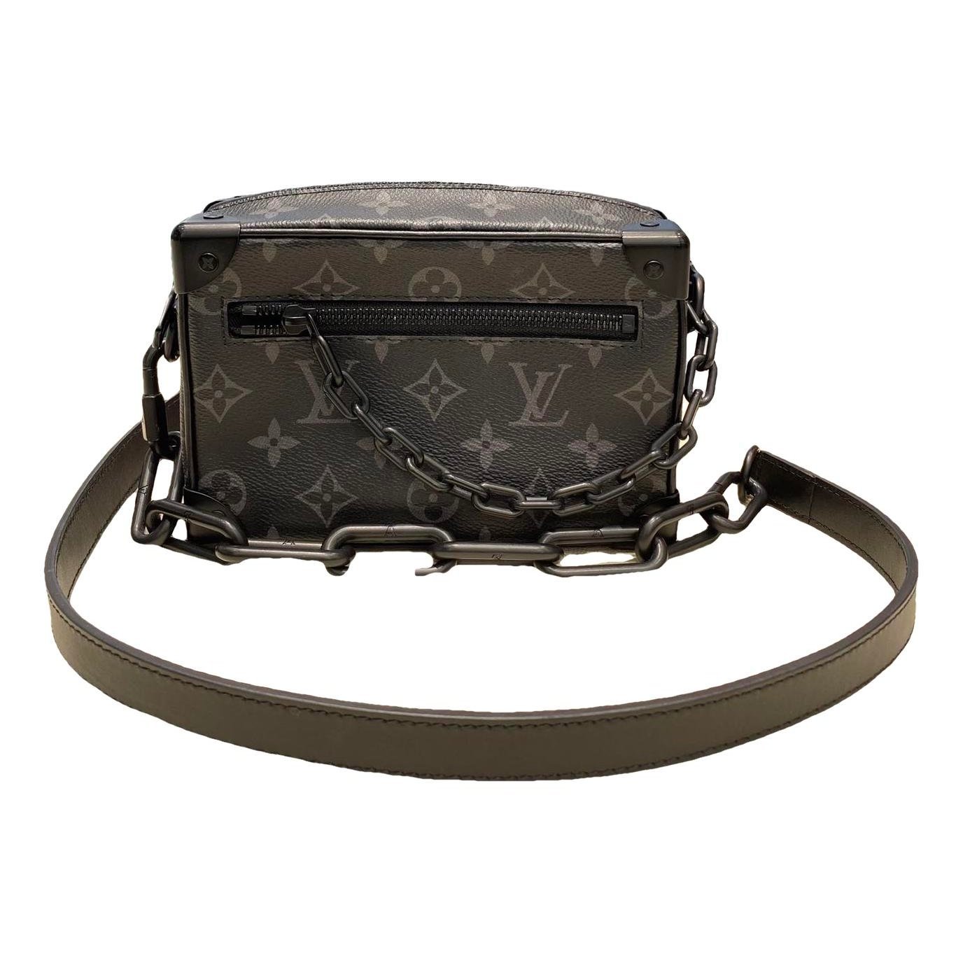 City Trunk leather handbag