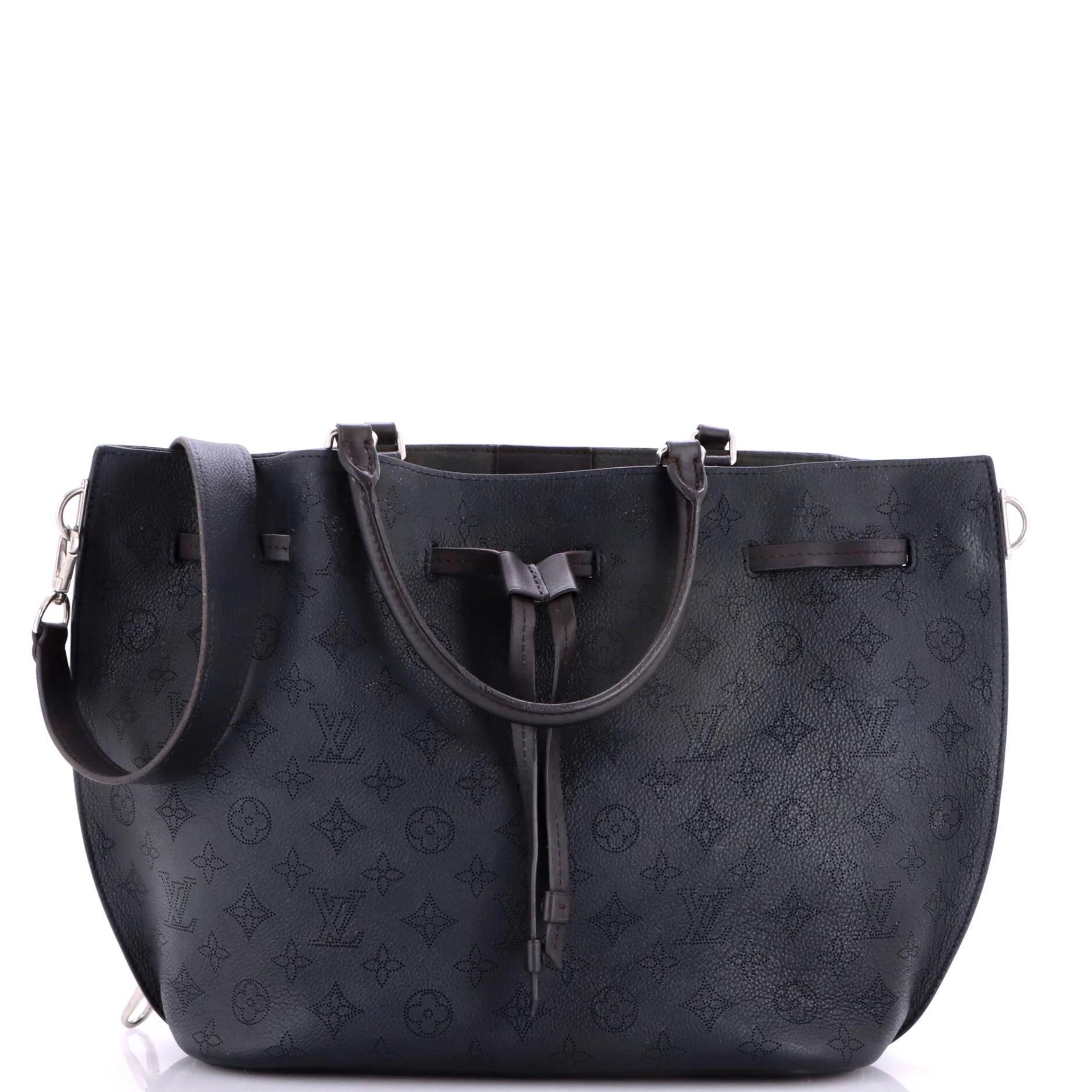 Louis Vuitton Leather tote