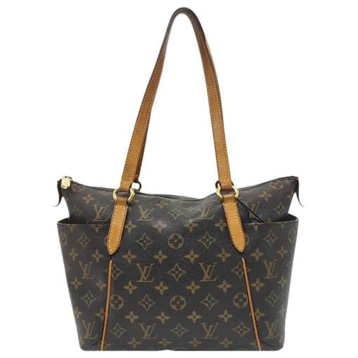 Totally leather handbag