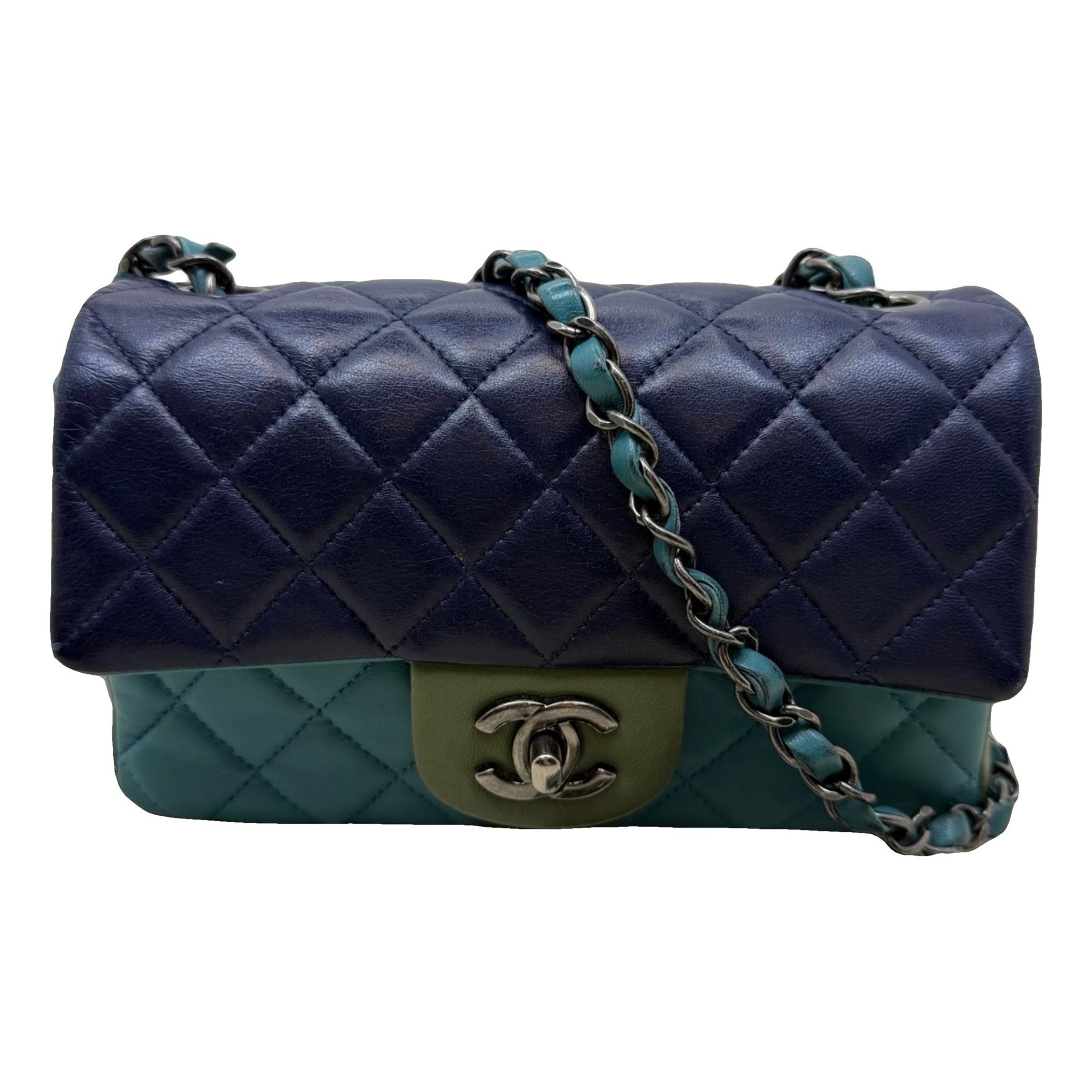 Timeless/Classique leather crossbody bag