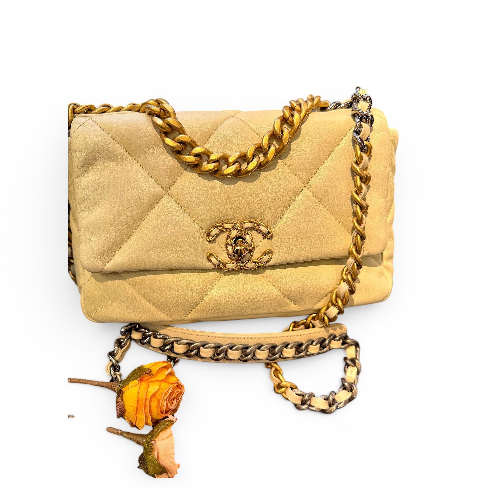 Chanel 19 leather handbag