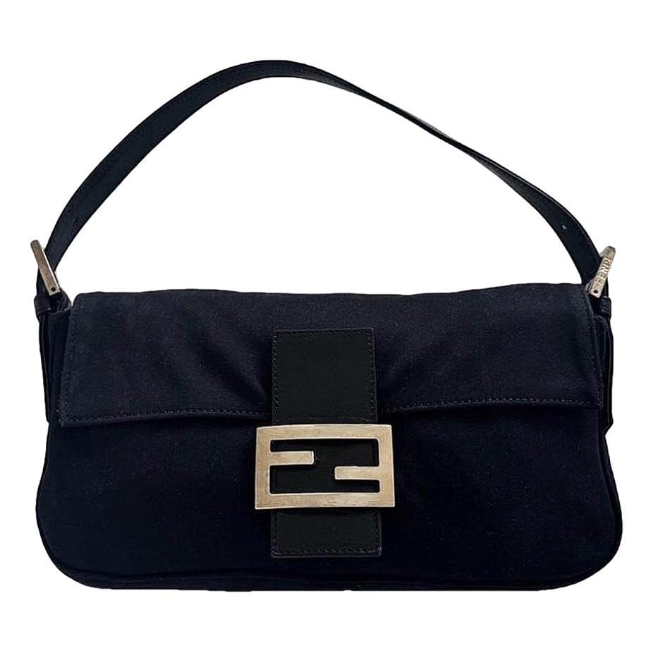 Baguette cloth handbag