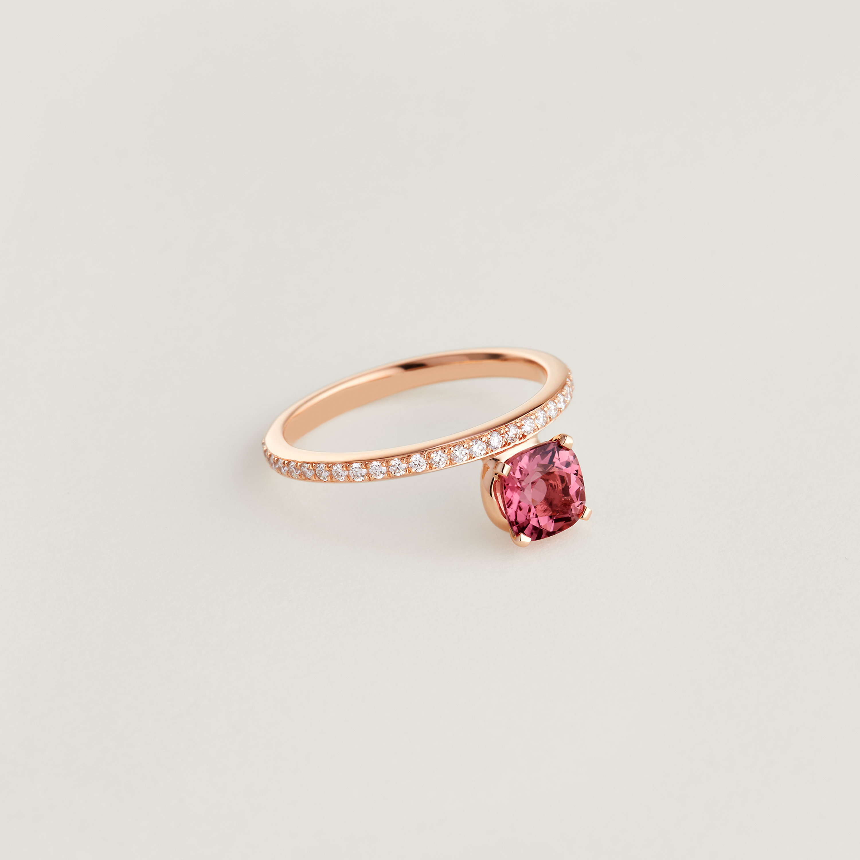 Hermès Grand Jete solitaire engagement ring, medium model