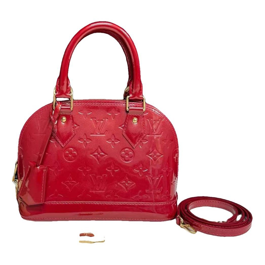 Alma BB leather handbag